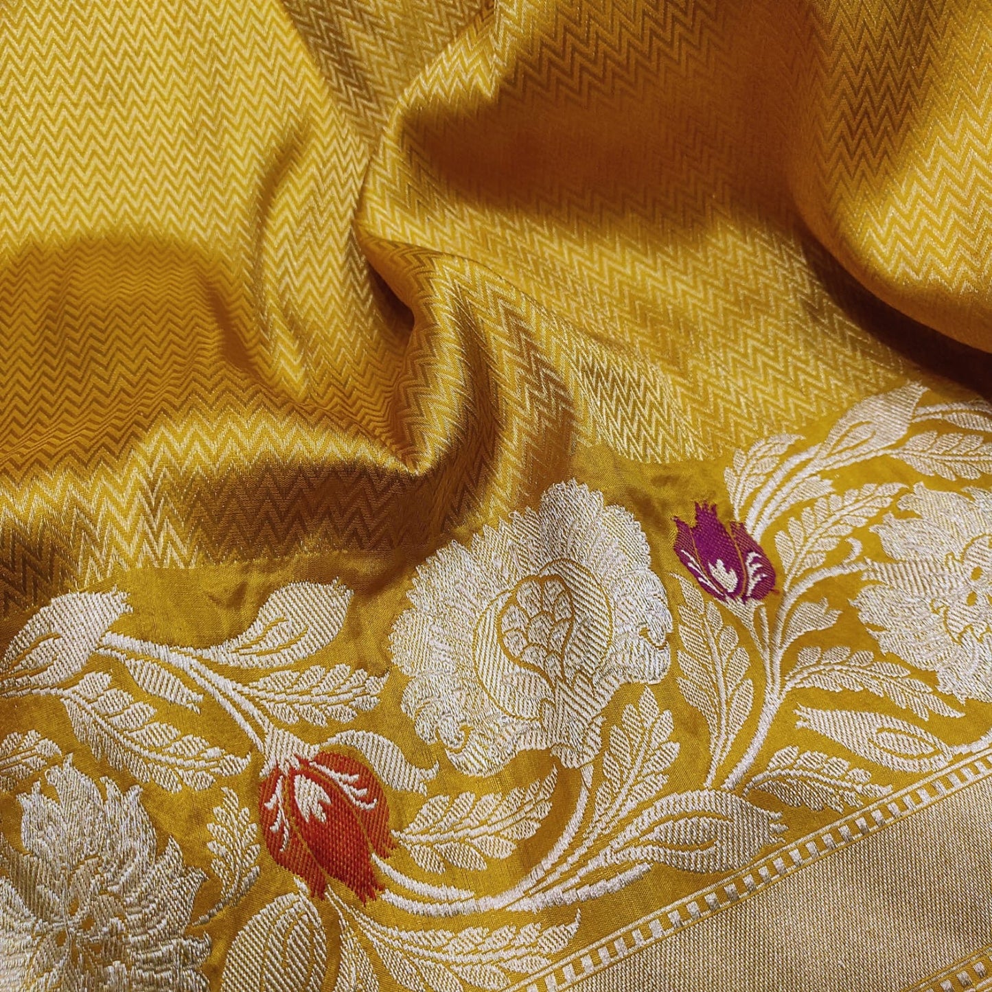 Mahiva katan silk saree handwoven sarees blouse - Saffronfashionindia