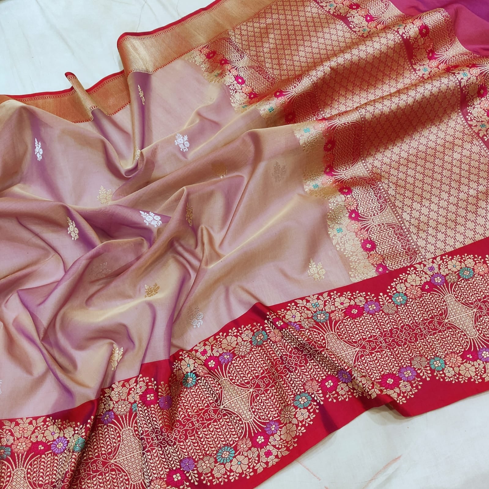 Ramaji kora handwoven kadwa zari sarees - Saffronfashionindia