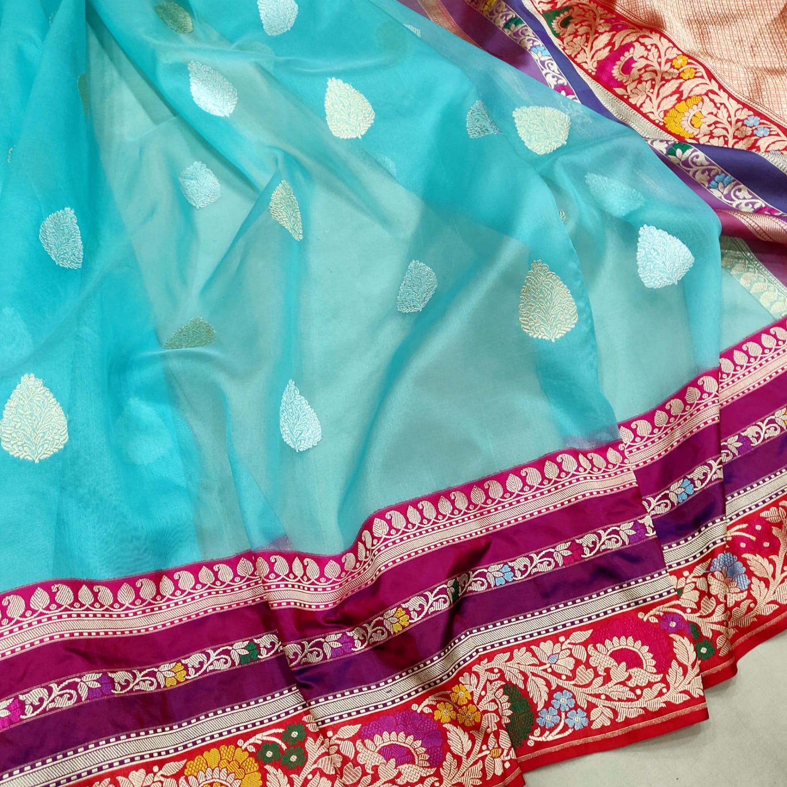 Mihaz kora handwoven banarsi sarees - Saffronfashionindia