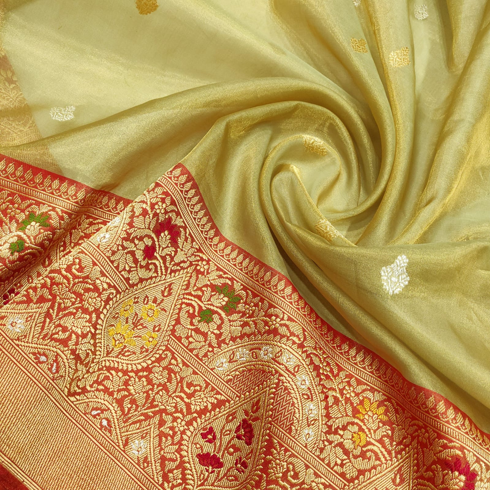 Ektara handwoven tissue kora saree - Saffronfashionindia