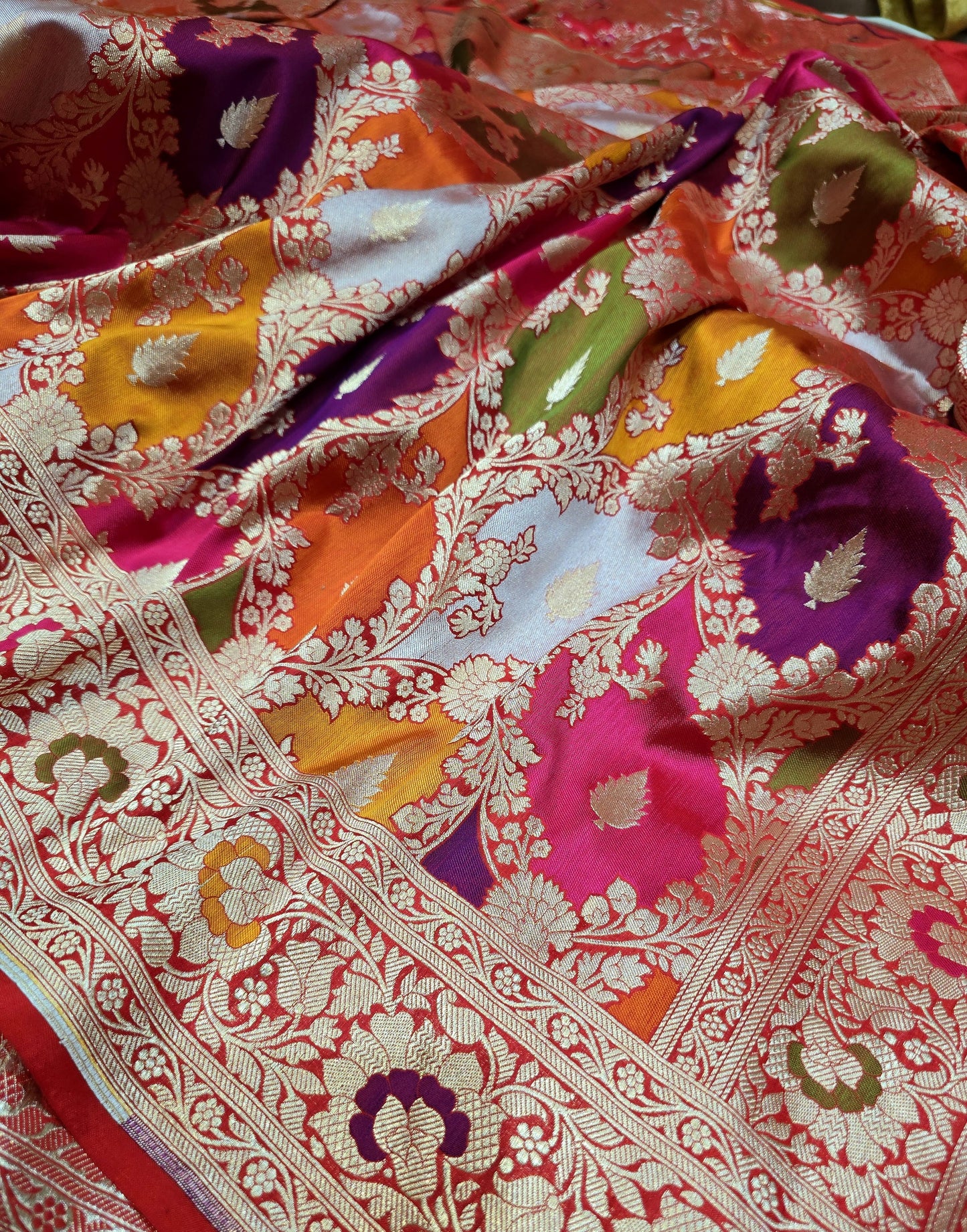 Banarsi Rangkat saree Indian beautiful saree blouse - Saffronfashionindia