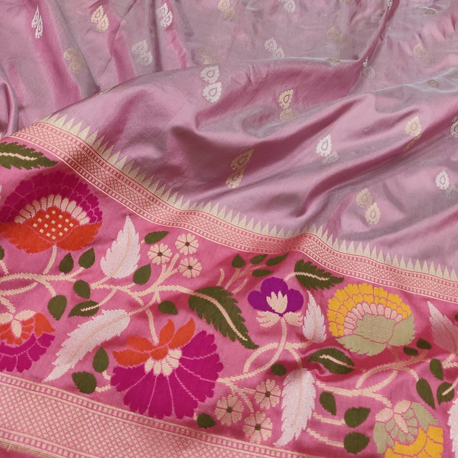 Imika katan silk saree handwoven sarees blouse - Saffronfashionindia