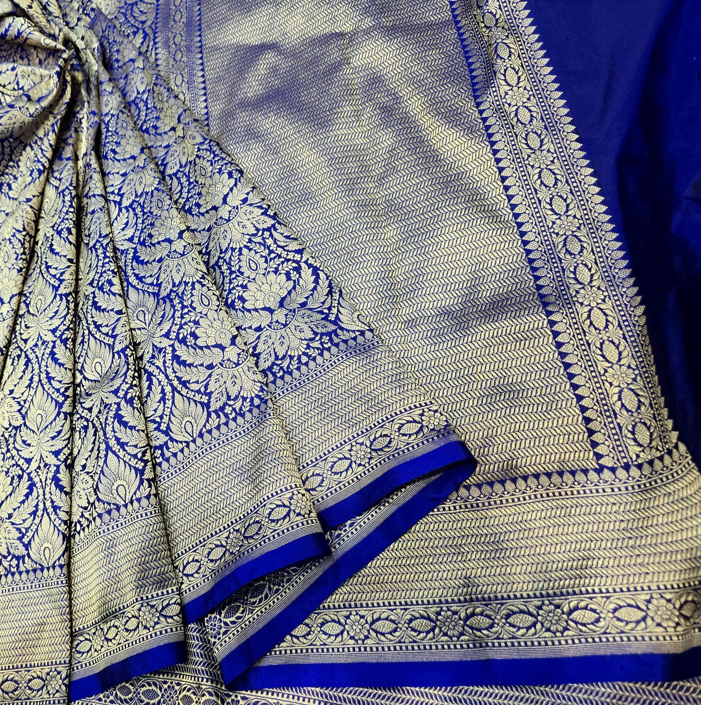 Vintage Banarsi silk saree royal saree heritage saree celebrity sari - Saffronfashionindia