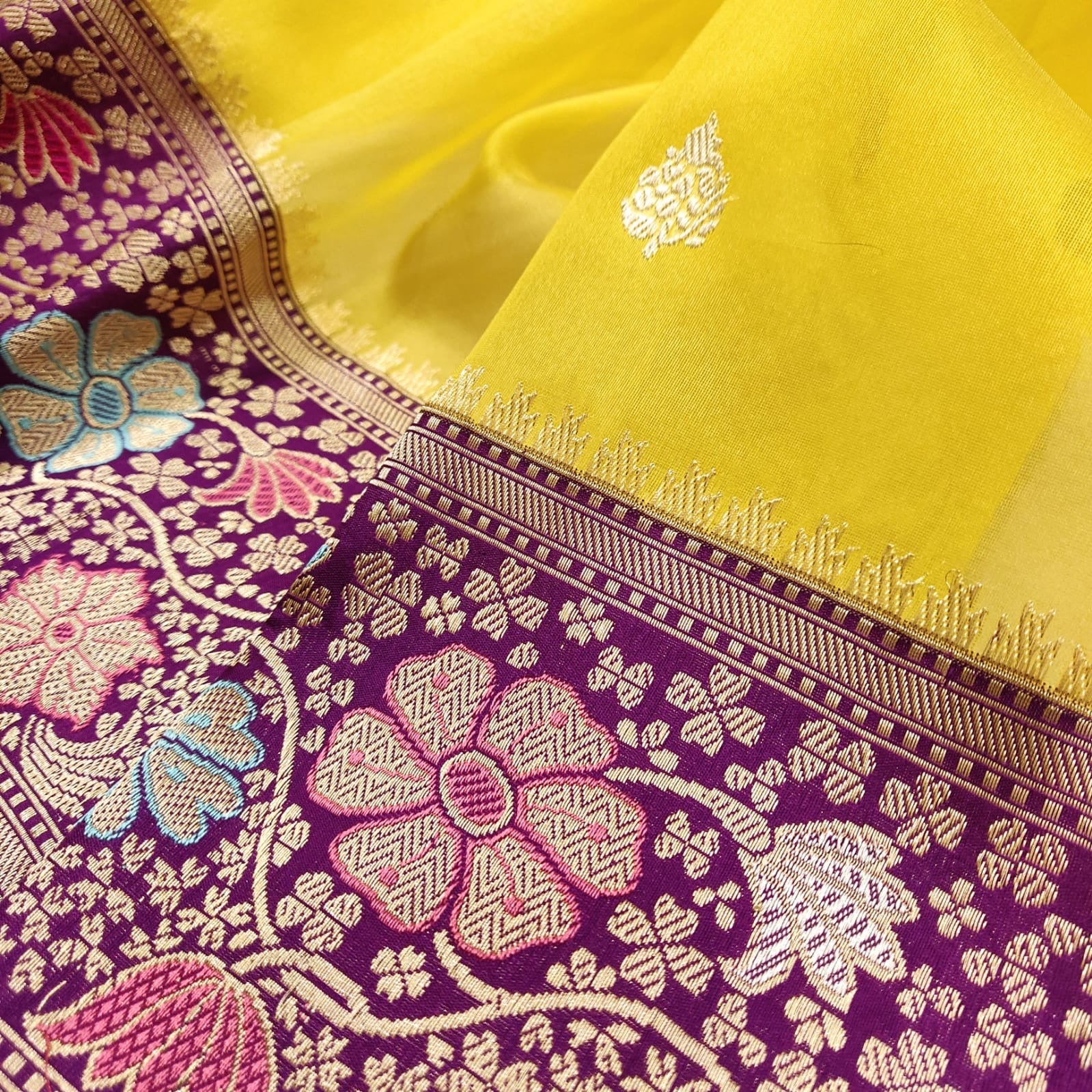 Kivara yellow Meenakari handwoven kora sarees - Saffronfashionindia
