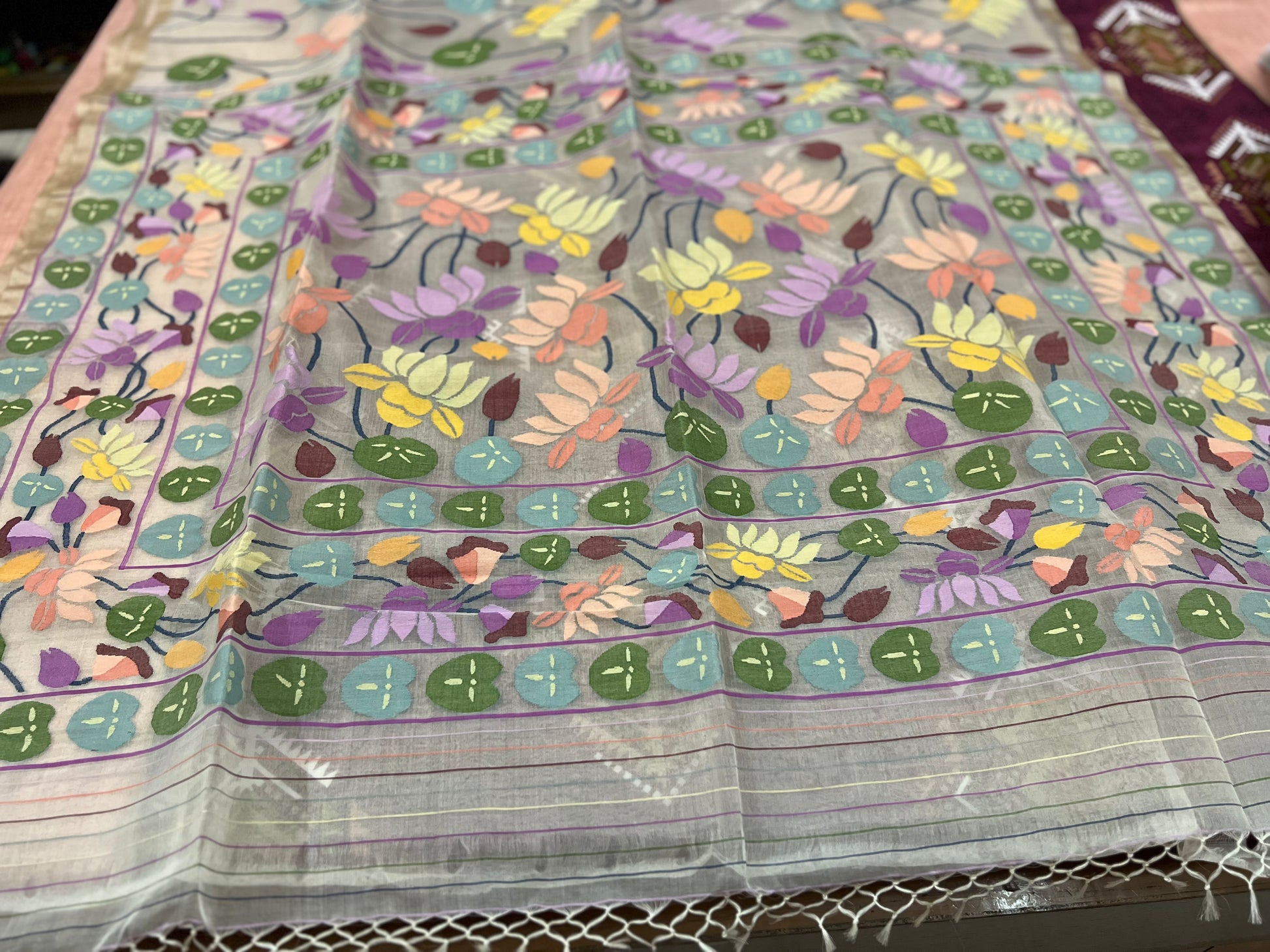 Floral Tantuj Jamdani Saree Bengal Traditional Indian Sari - Saffronfashionindia