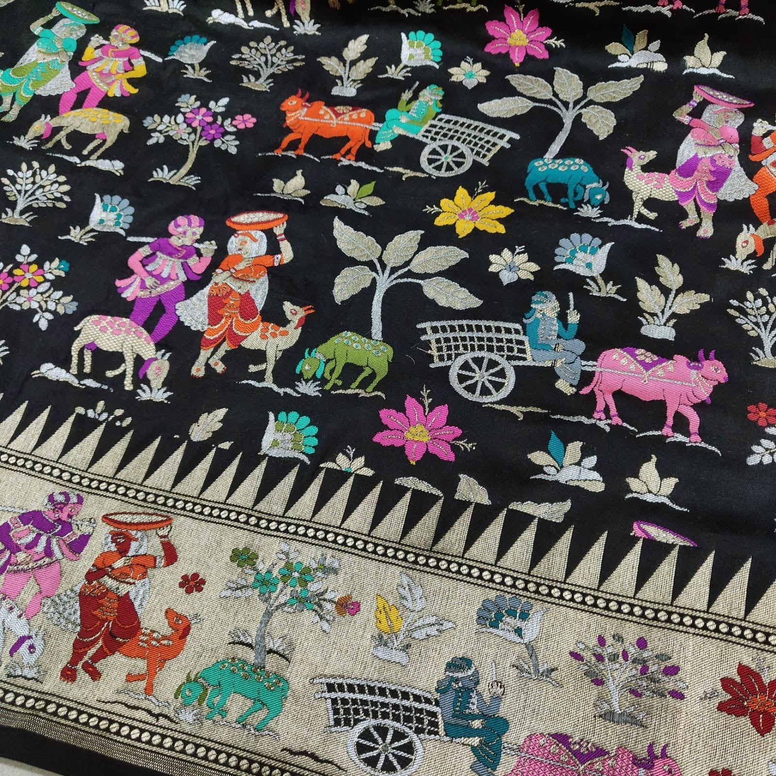 Black Katan Handwoven Zari Saree Resham Saree Indian - Saffronfashionindia