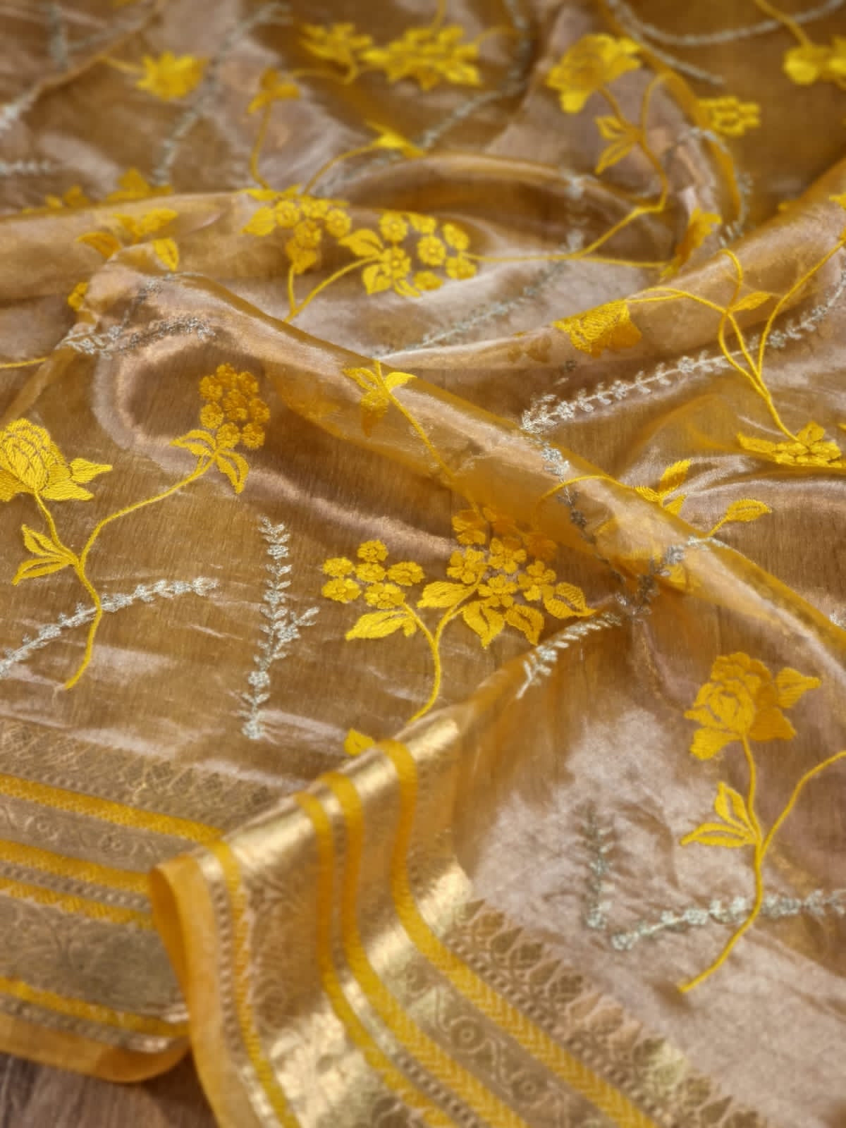 Embroidery tissue metallic saree Indian saree - Saffronfashionindia