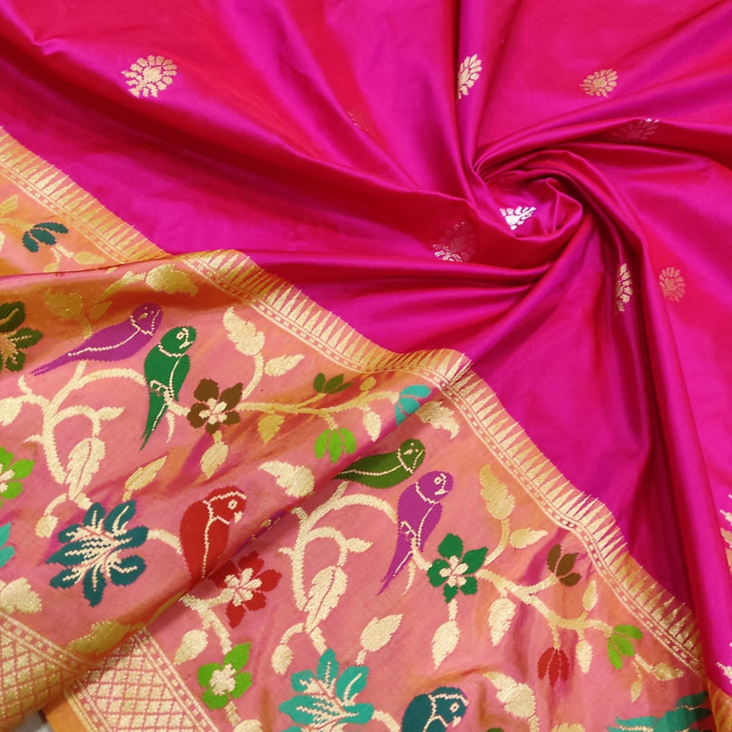Avani Katan handwoven silk sarees - Saffronfashionindia