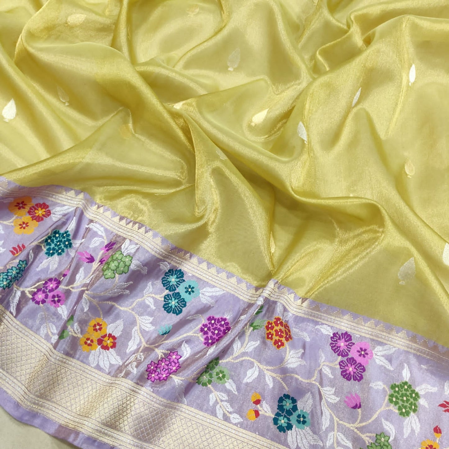 Lamina tissue Handwoven zari beautiful saree - Saffronfashionindia