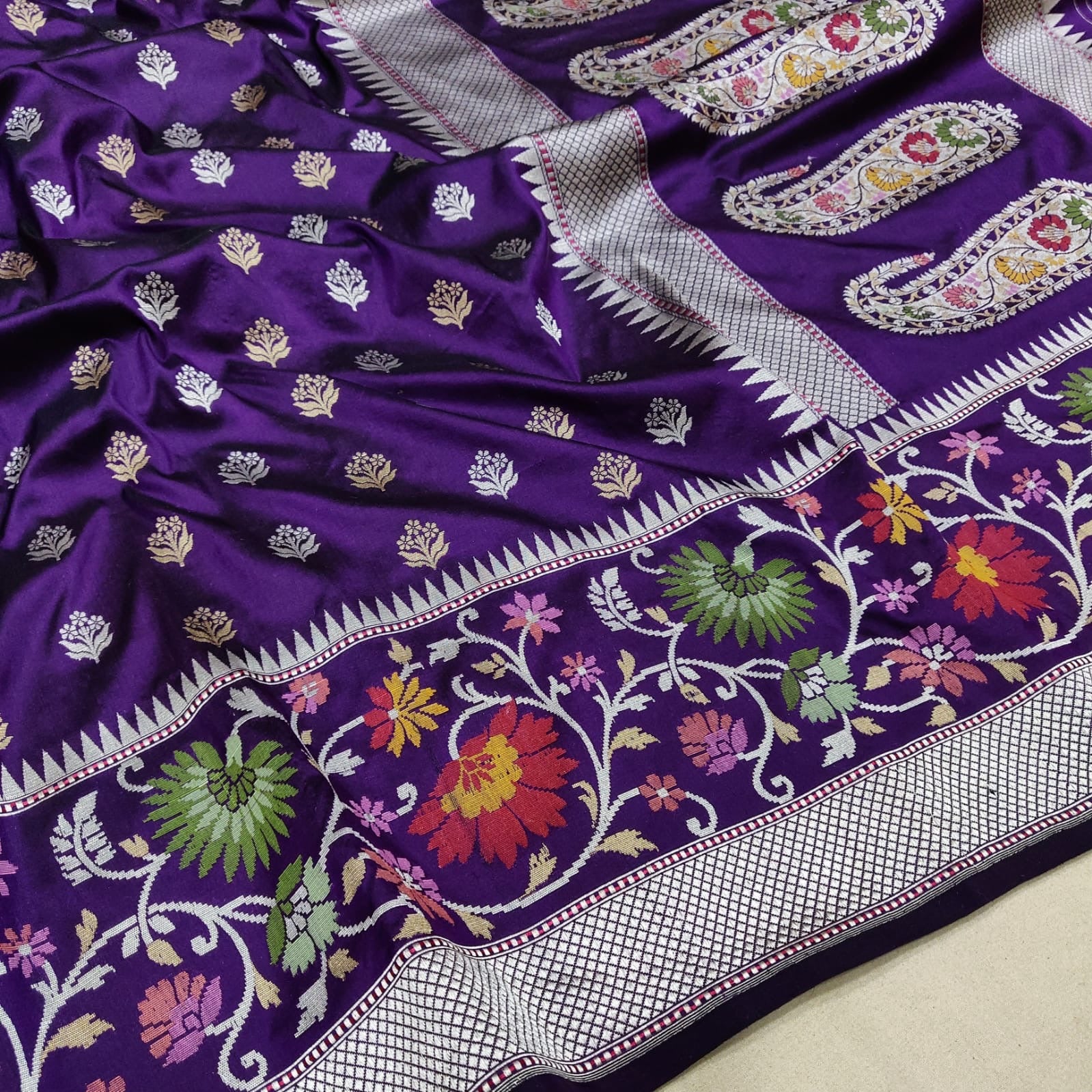 Ramaini Exclusive Katan Silk Handwoven Saree - Saffronfashionindia