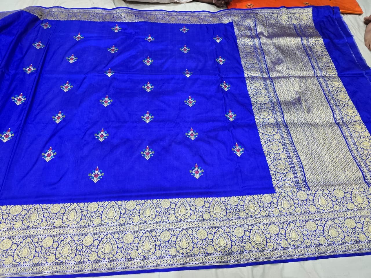Royal blue saree banatei saree jatan silk sari blouse Saffronfashionindia