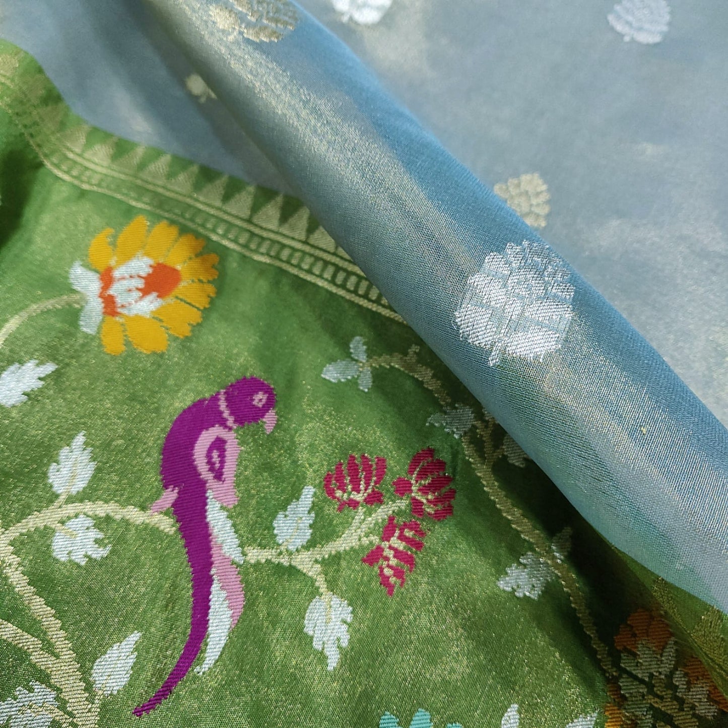 pure Tissue Handwoven silver gold Zari saree - Saffronfashionindia