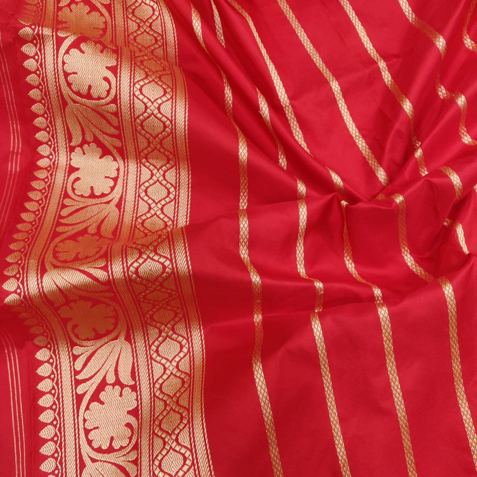 Red Banarsi Katan silk saree Indian traditional sarees - Saffronfashionindia