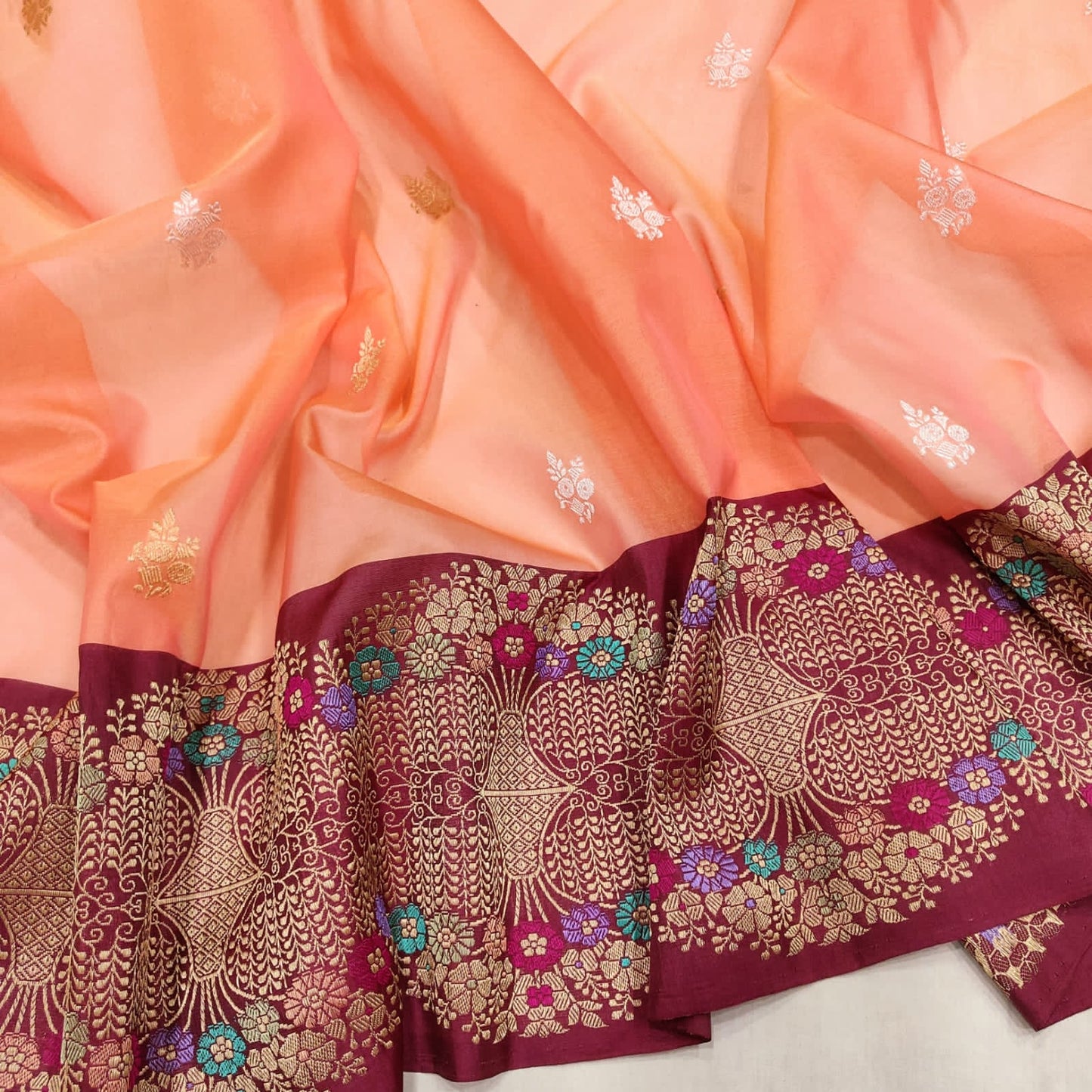 Mohzunrai kora handwoven kadwa saree - Saffronfashionindia