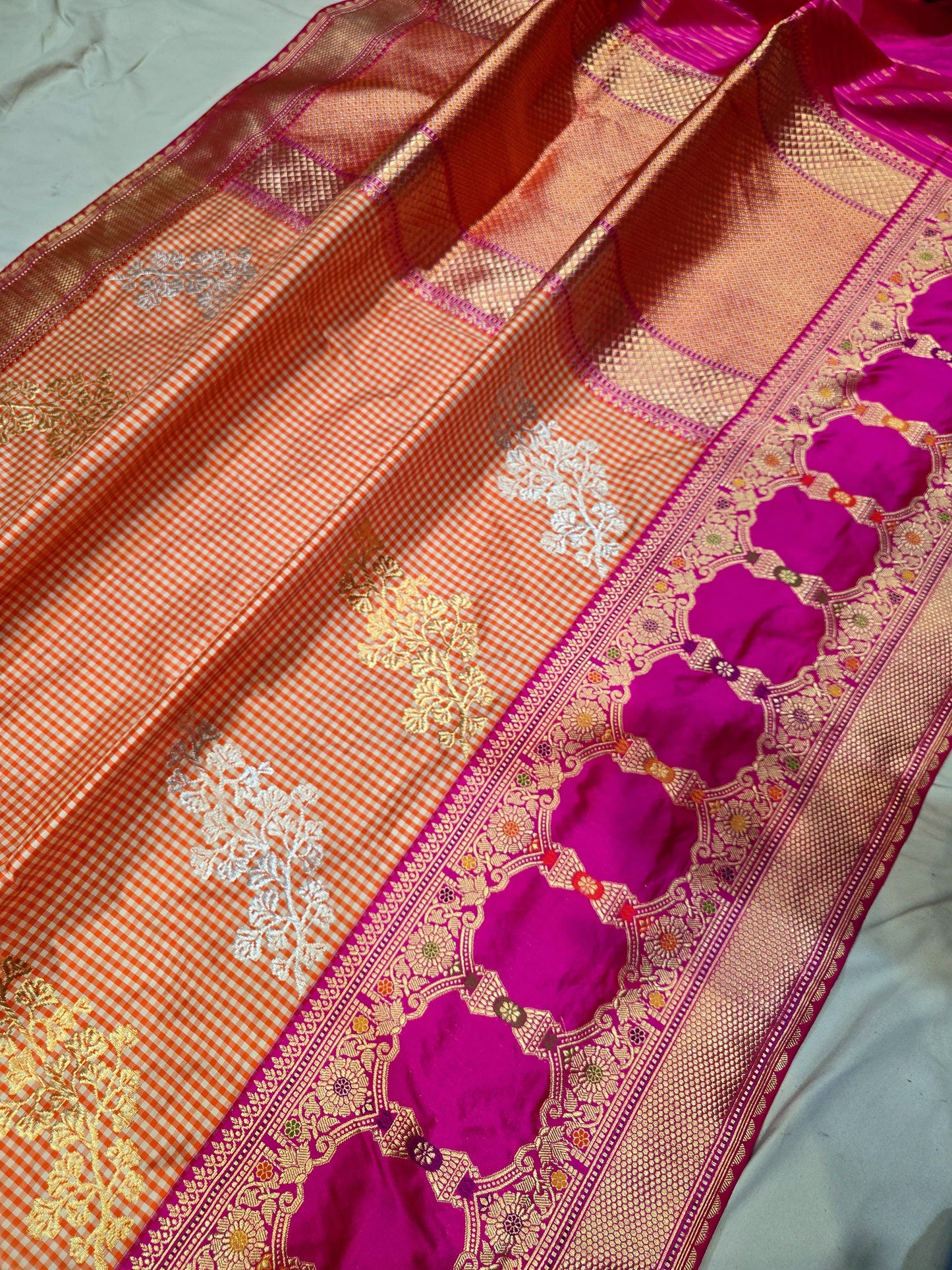 Vahisha Ektara saree Indian traditional sarees katan silk sari Saffronfashionindia