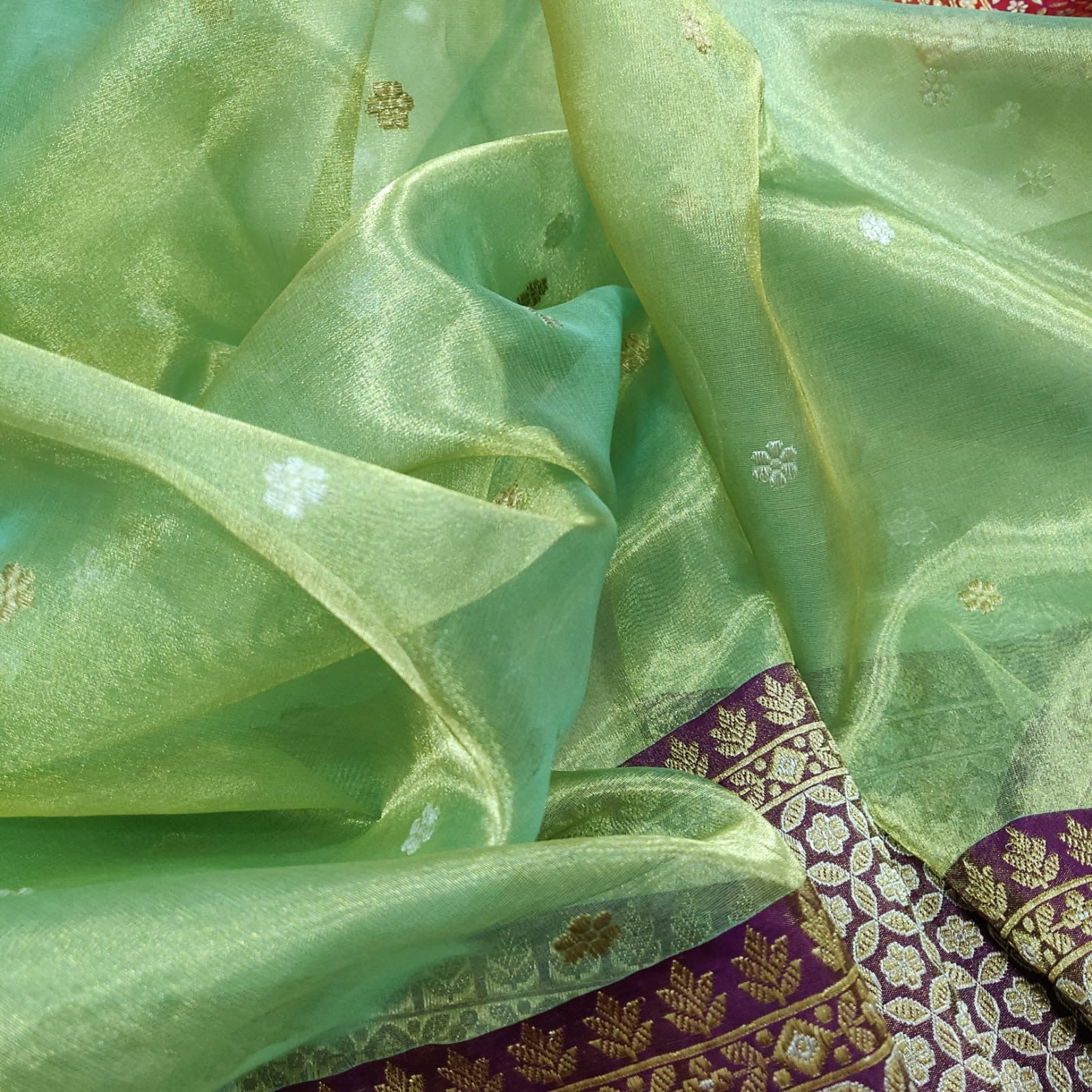 Green tissue handwoven Zari saree Indian sarees - Saffronfashionindia
