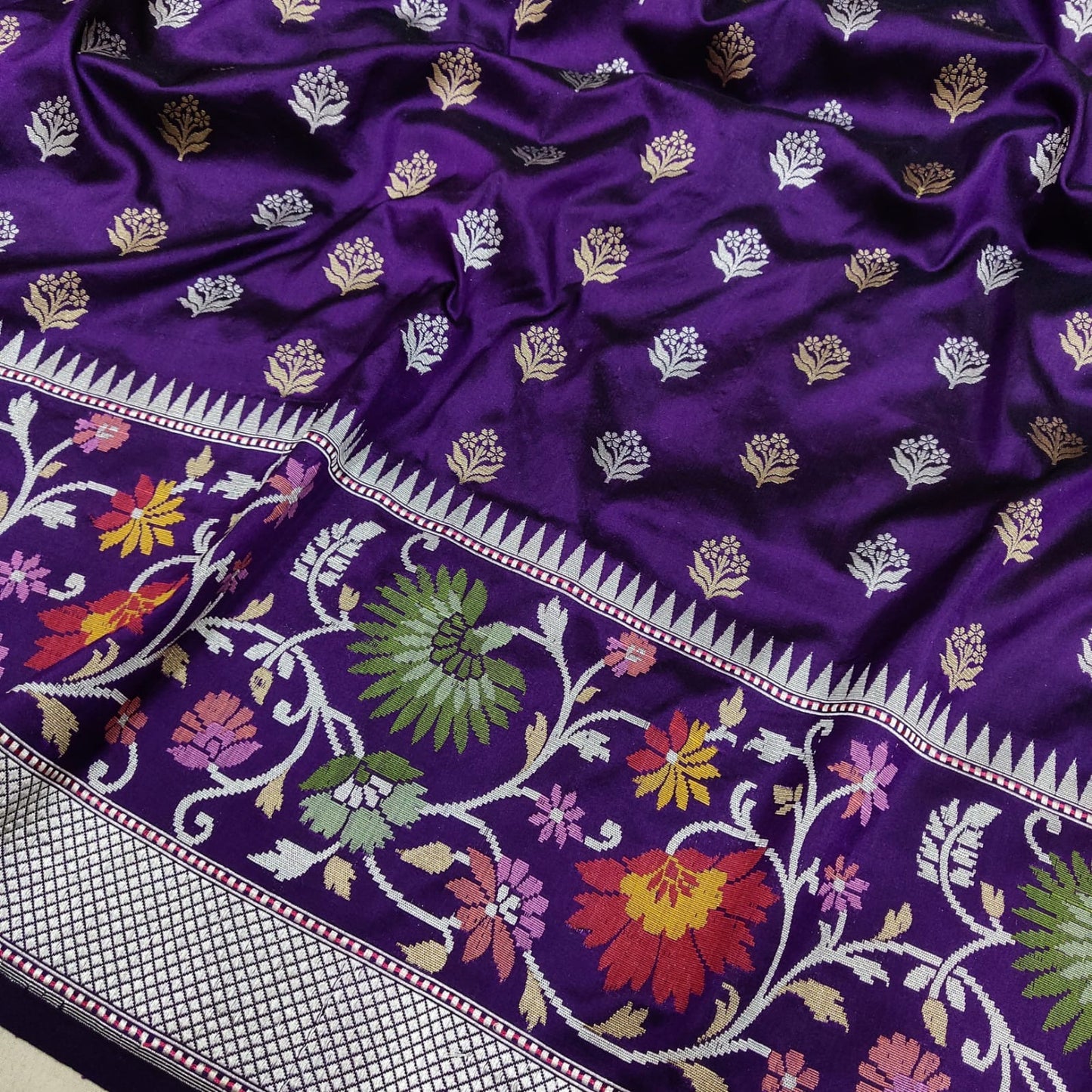 Ramaini Exclusive Katan Silk Handwoven Saree - Saffronfashionindia