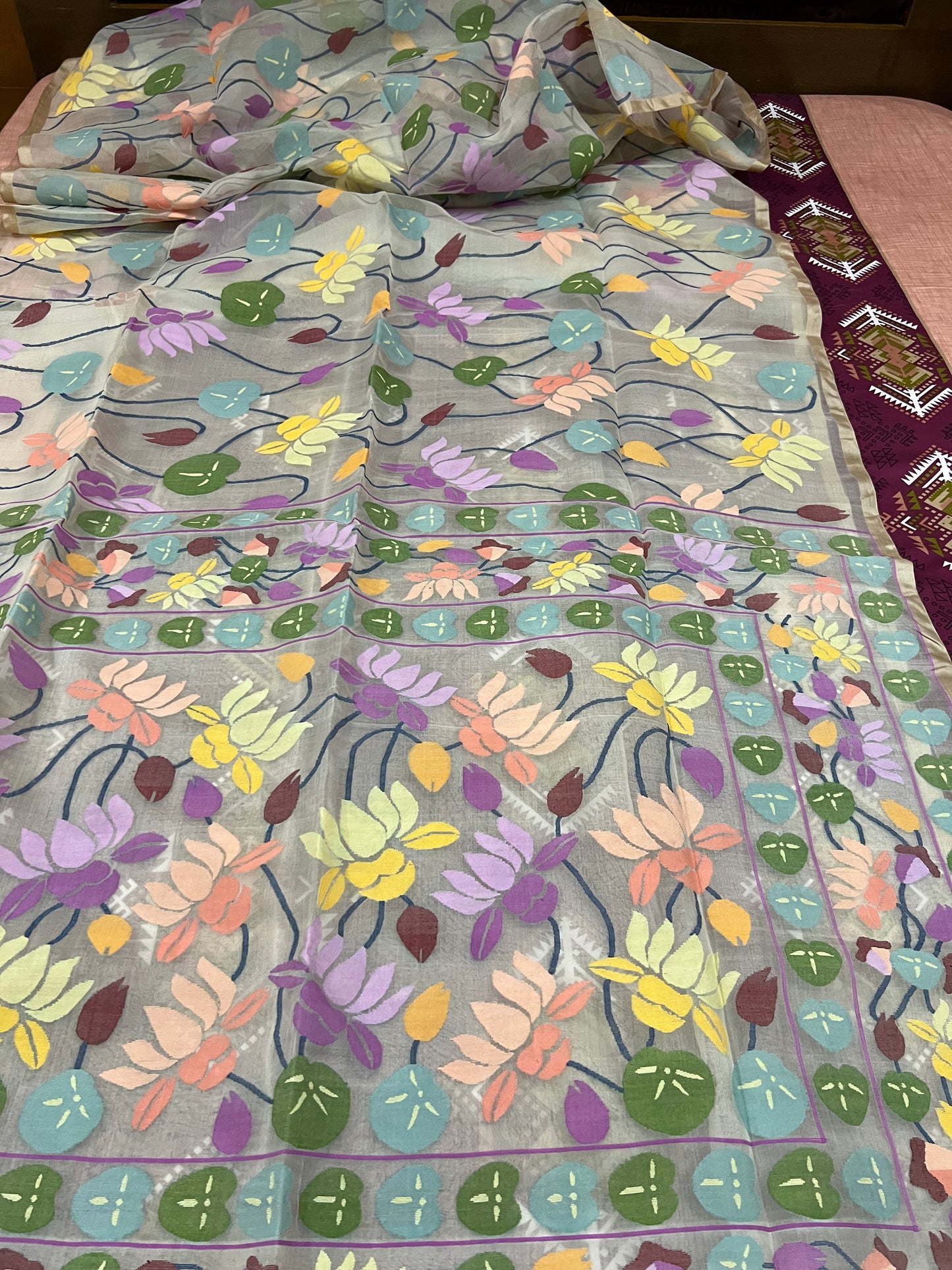 Floral Tantuj Jamdani Saree Bengal Traditional Indian Sari - Saffronfashionindia