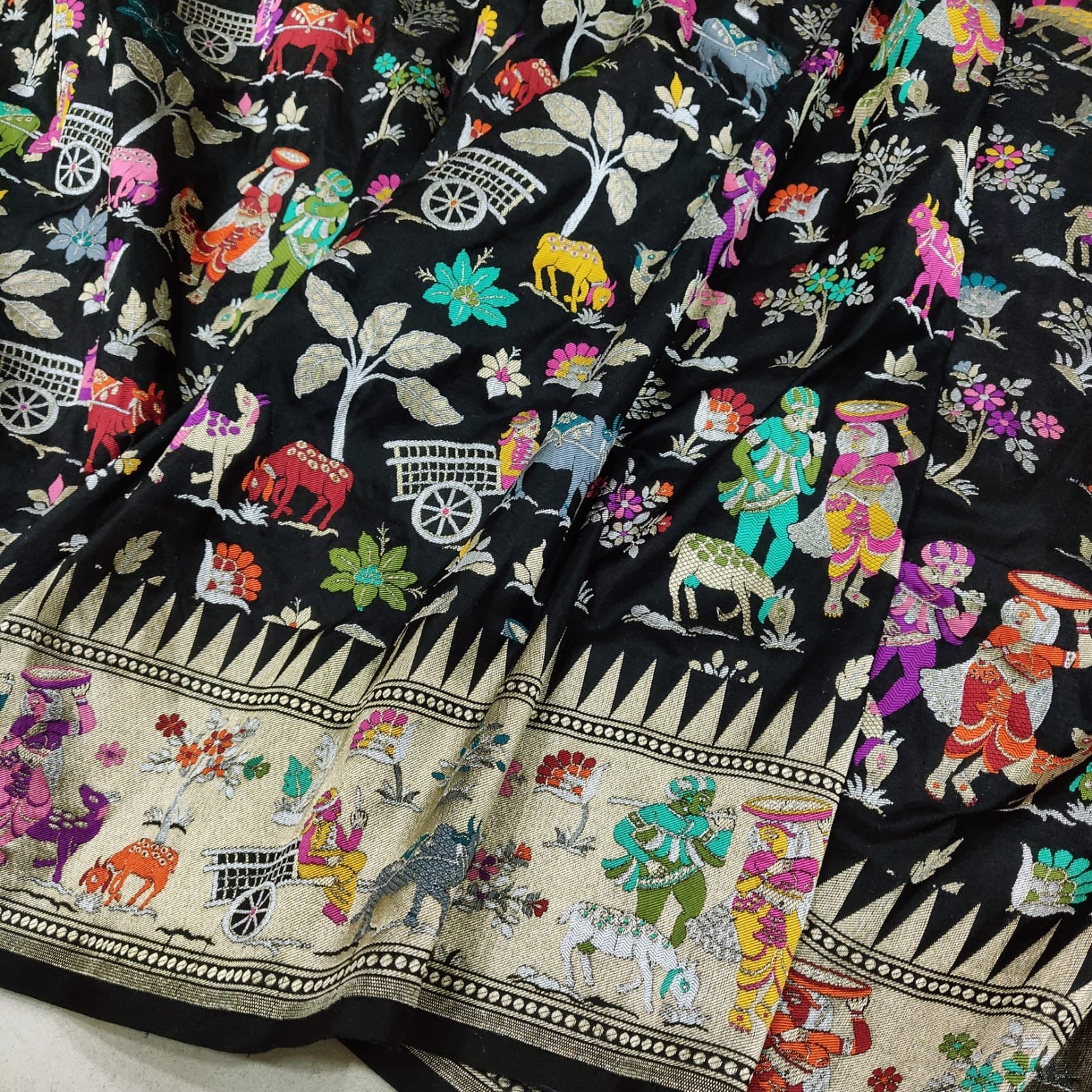 Black Katan Handwoven Zari Saree Resham Saree Indian - Saffronfashionindia