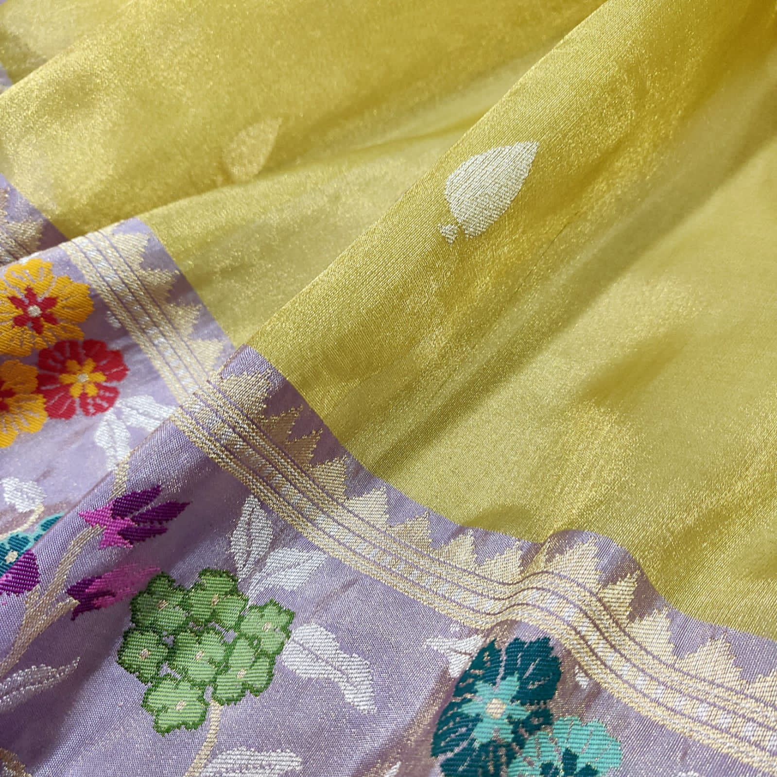 Lamina tissue Handwoven zari beautiful saree - Saffronfashionindia