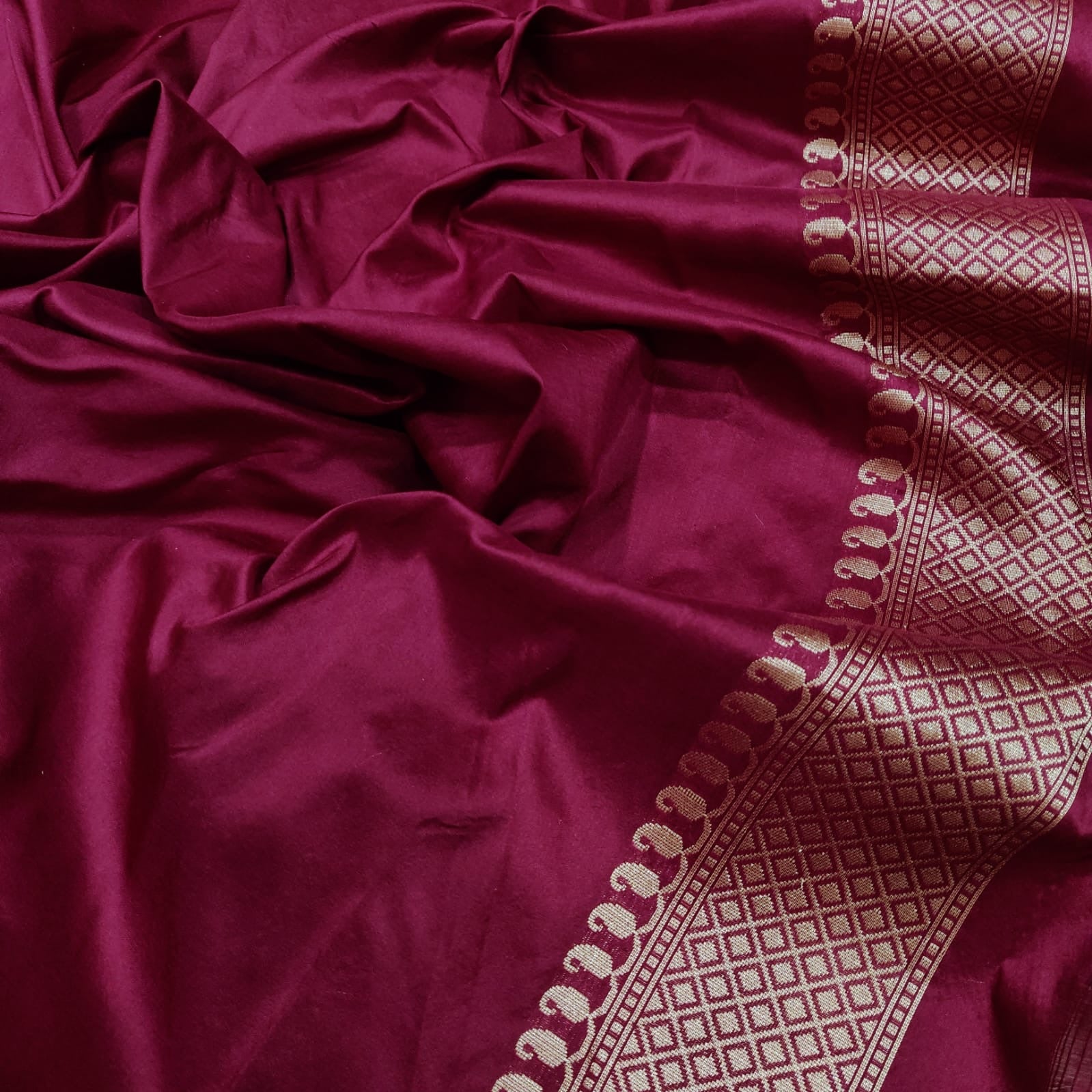 Lavender tissue saree Zari buries handwoven sarees - Saffronfashionindia