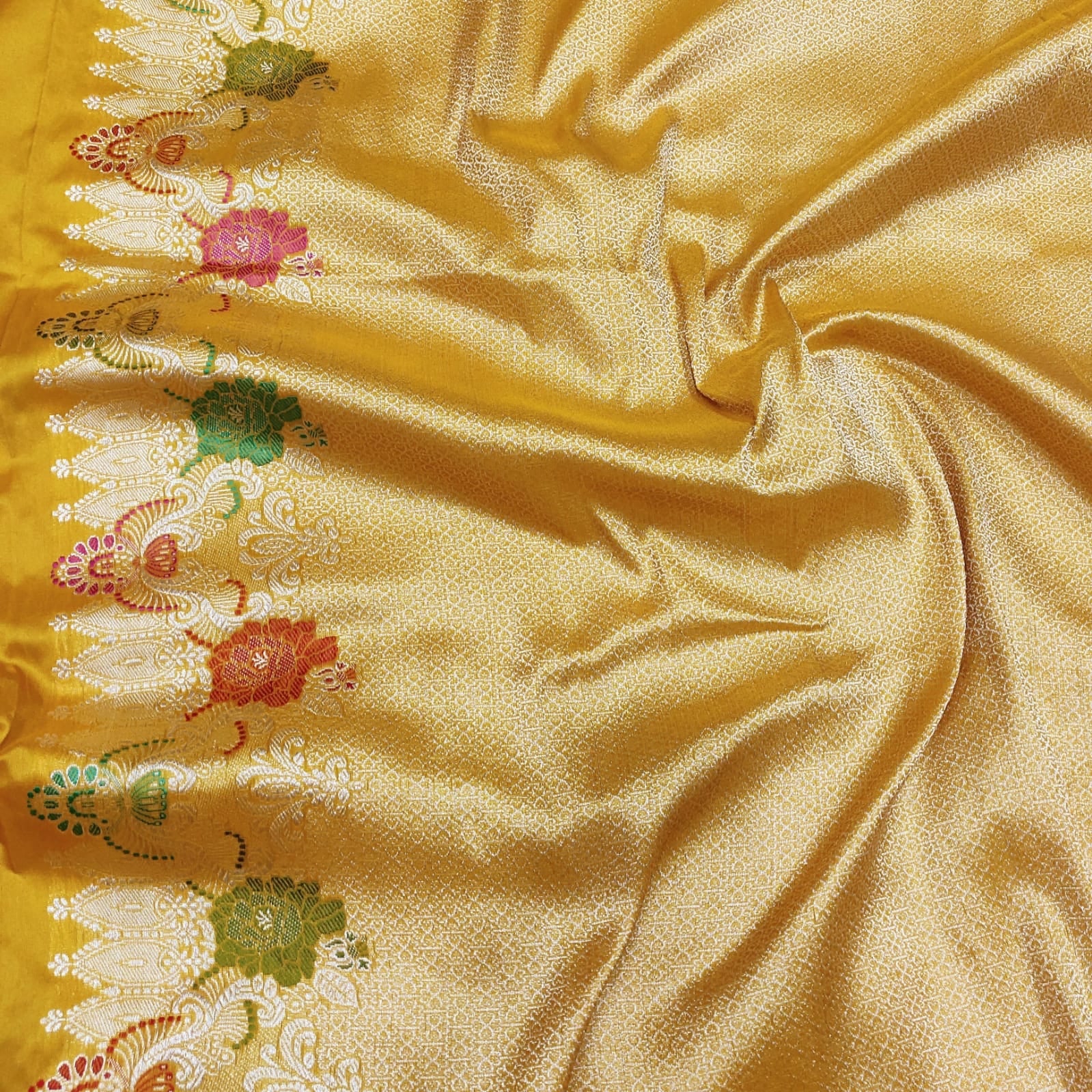 Pink kora kadwa handwoven sarees - Saffronfashionindia