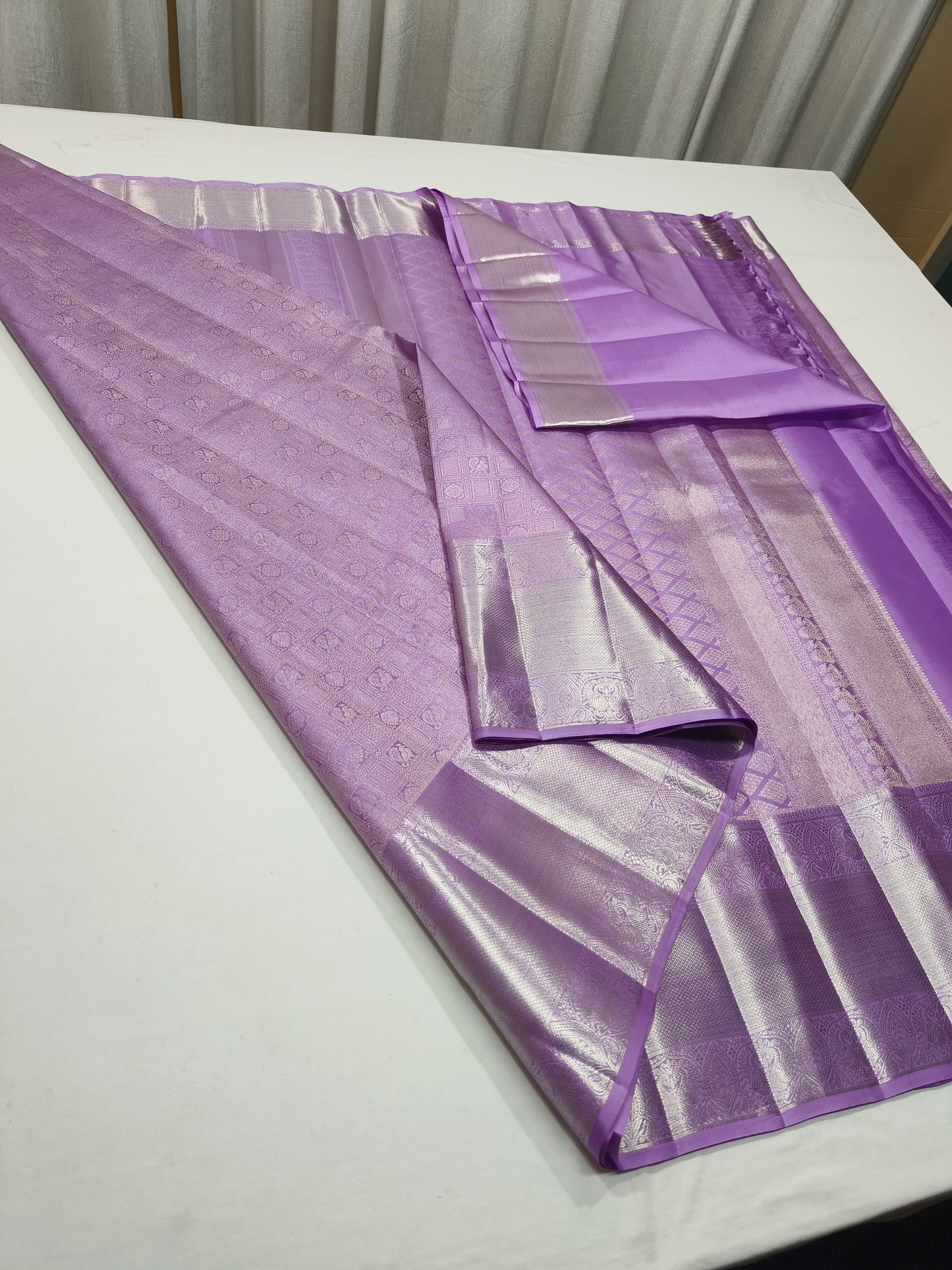 Lavender silver zari Kanjeevaram silk saree - Saffronfashionindia
