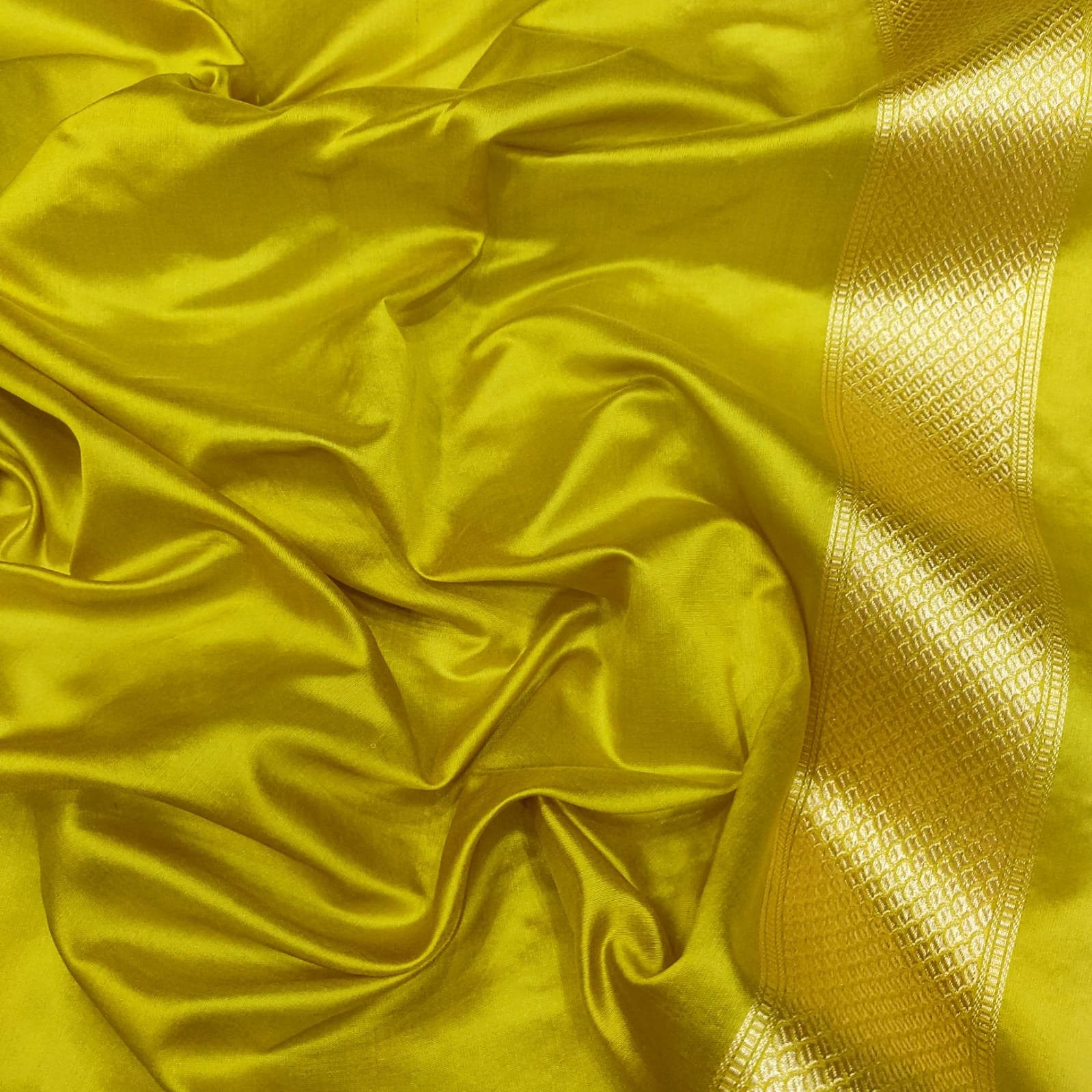 Sanida kora handwoven exclusive sarees - Saffronfashionindia