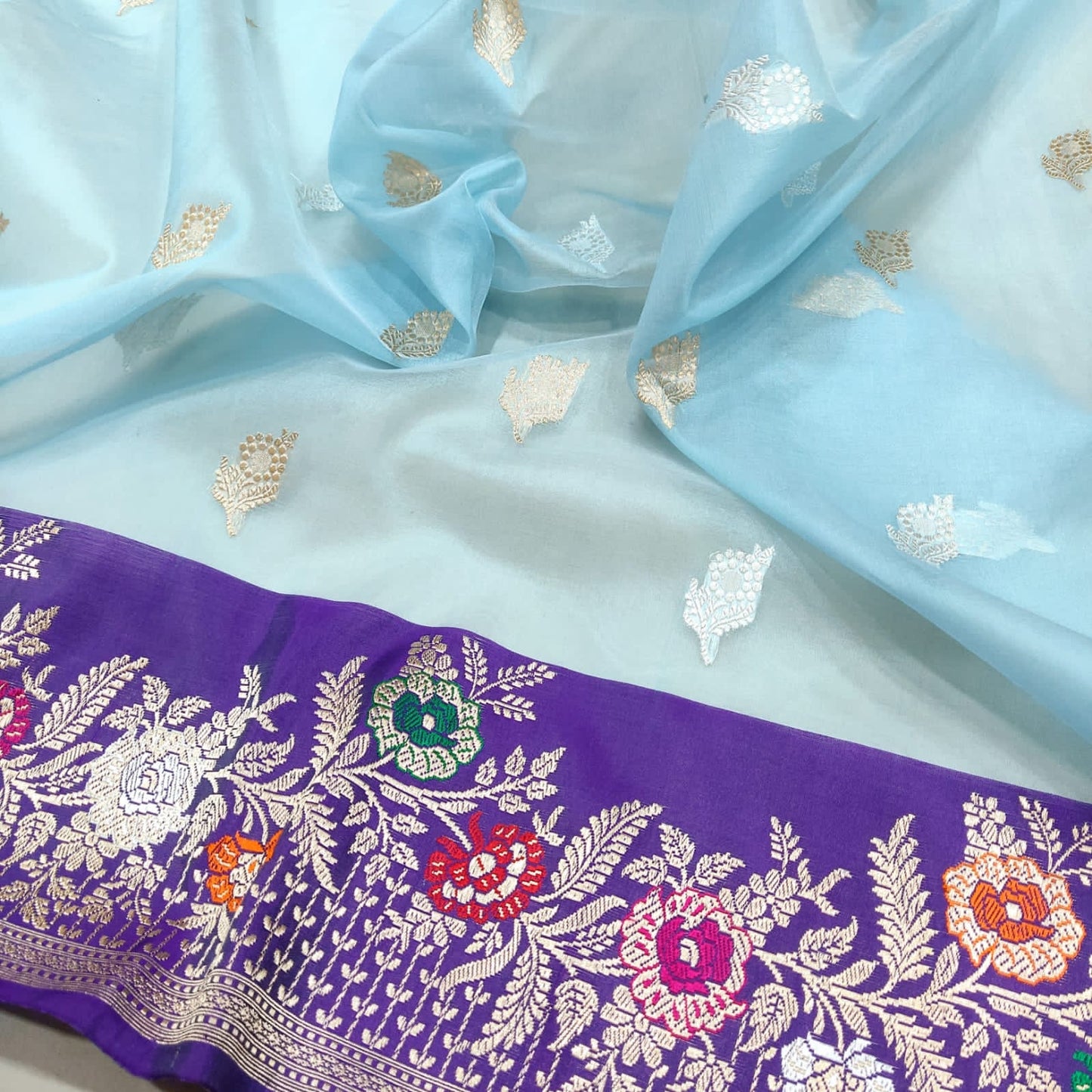 Kivera Kora handwoven kadwa saree - Saffronfashionindia