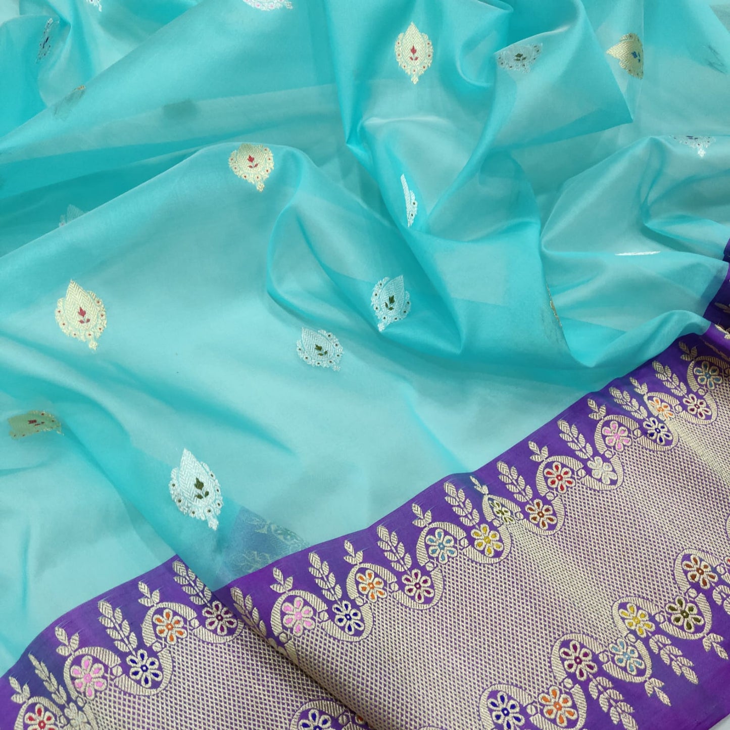 Aliva Firoza kora handwoven kadwa saree - Saffronfashionindia