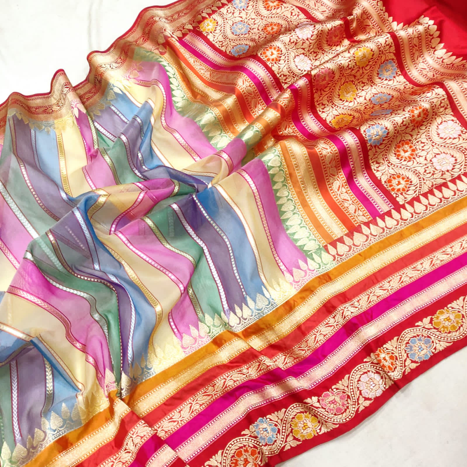 Saloni rangkat Banarsi kora saree - Saffronfashionindia