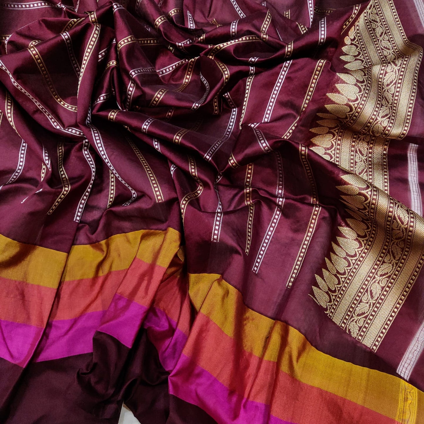 Mivika handwoven kora kadwa saree - Saffronfashionindia
