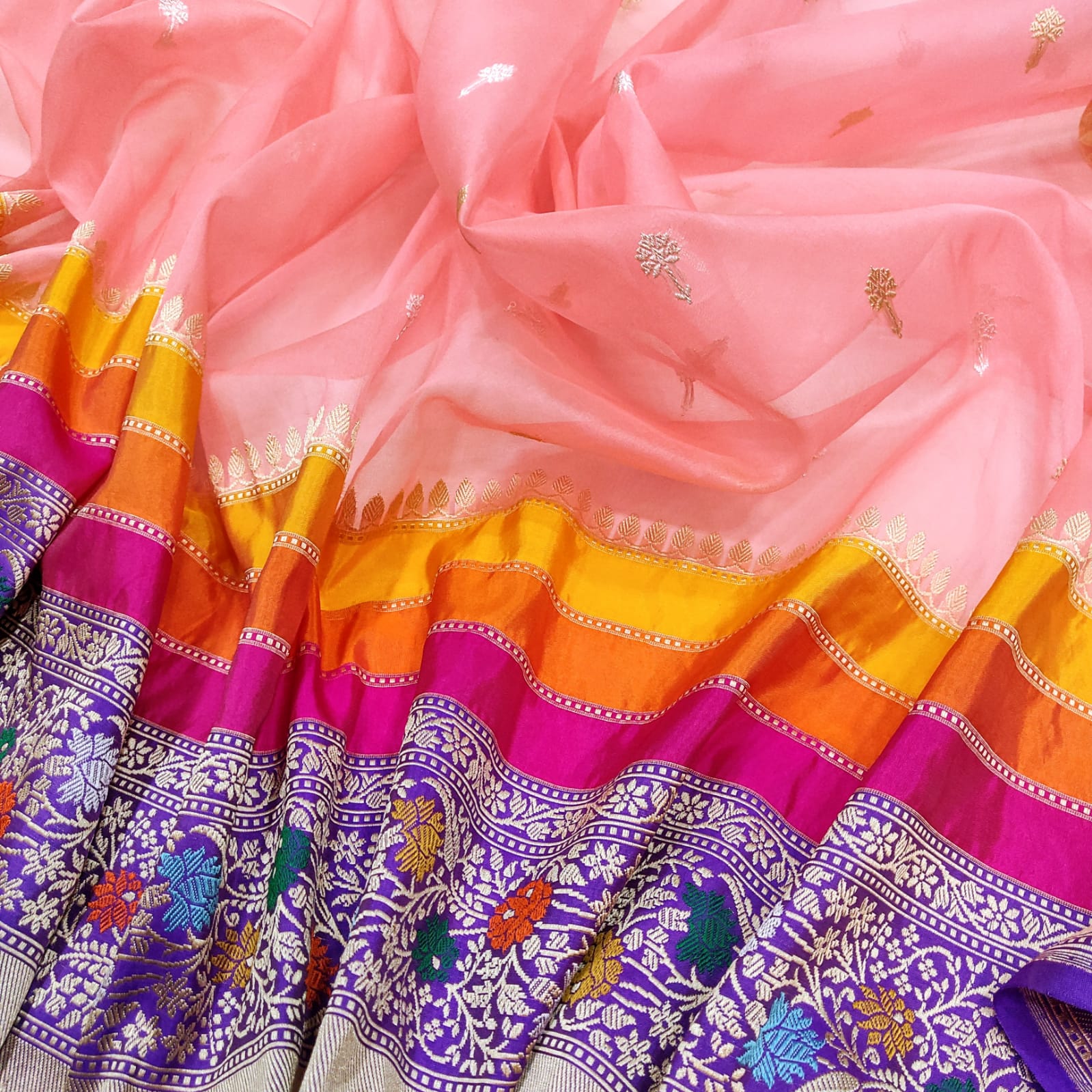 Riwaz kora handwoven saree - Saffronfashionindia