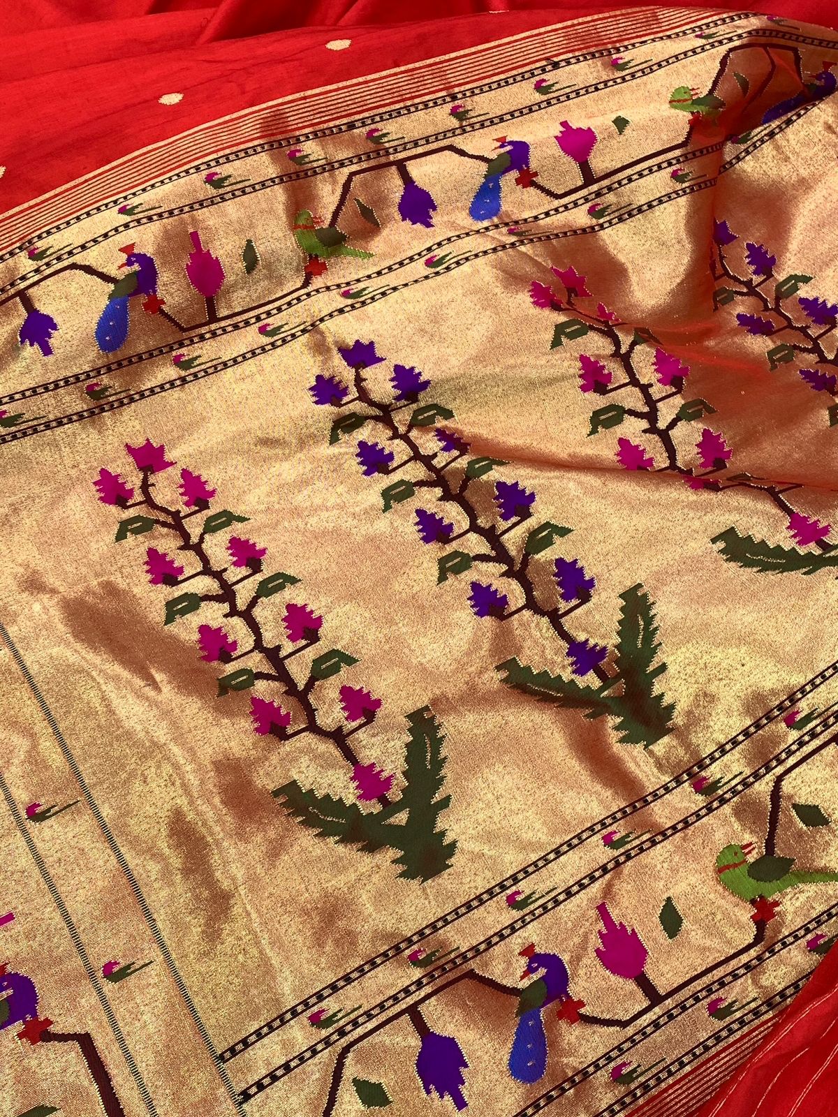 Muniya Paithani handloom brocket ethnic saree - Saffronfashionindia