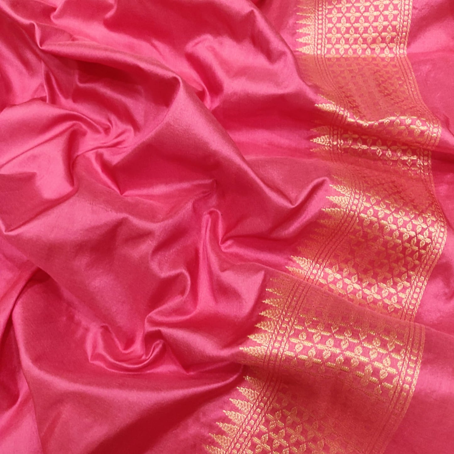 Yasim handwoven Katan silk saree - Saffronfashionindia