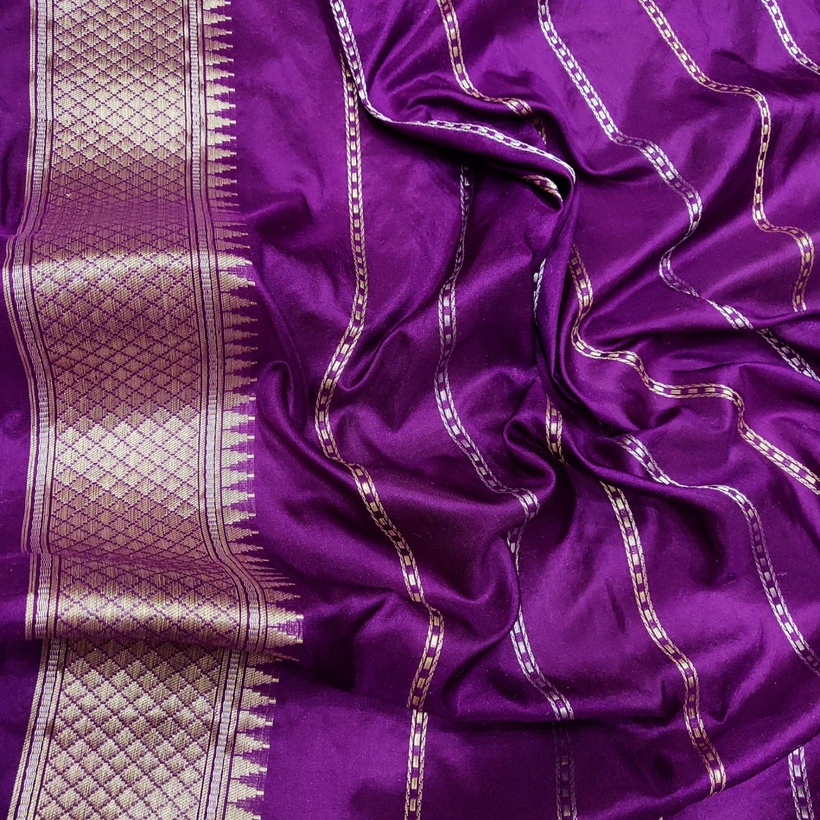 Kamisha tissue handwoven saree - Saffronfashionindia