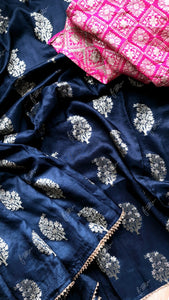 Munga floral crepe sarees