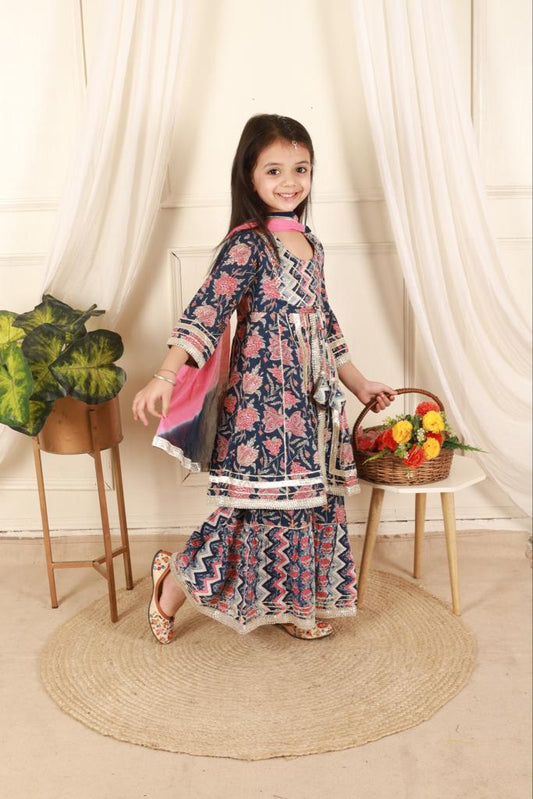 Pavish Anarkali kids dresz - Saffronfashionindia