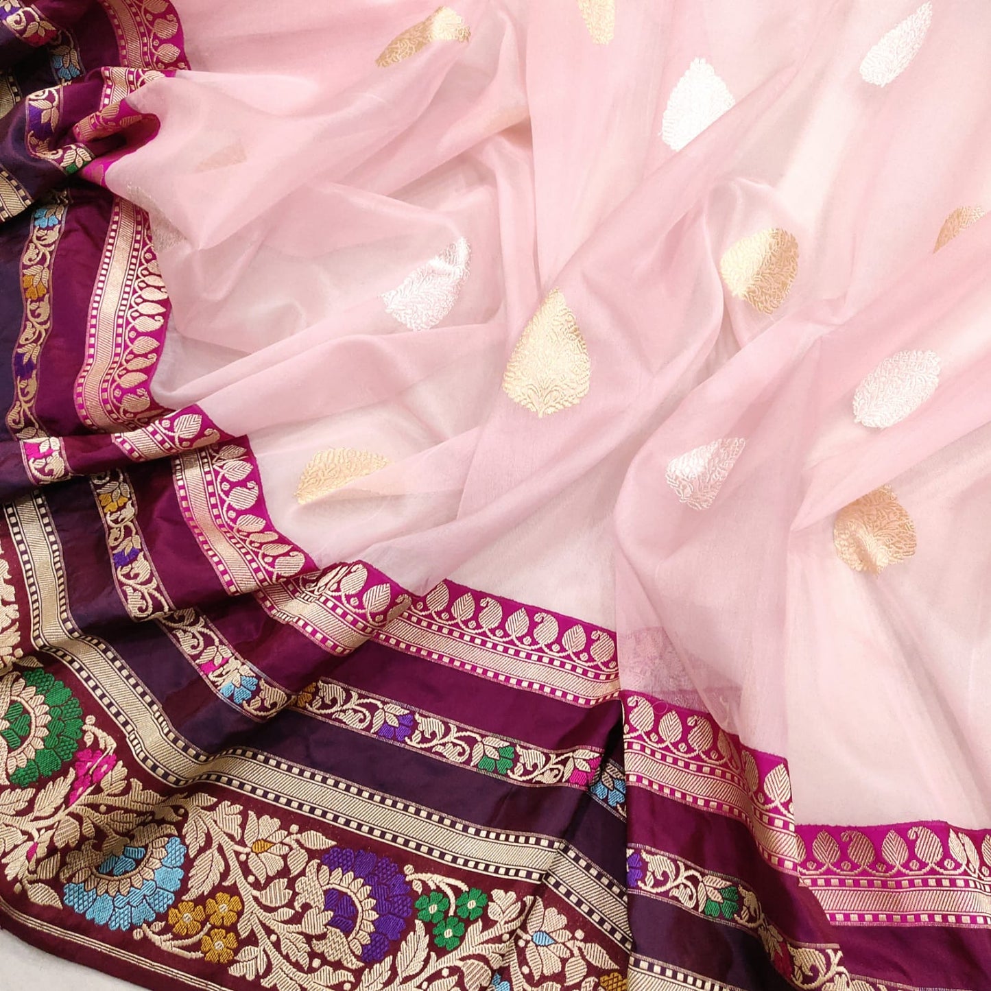 Pini kora exclusive saree - Saffronfashionindia