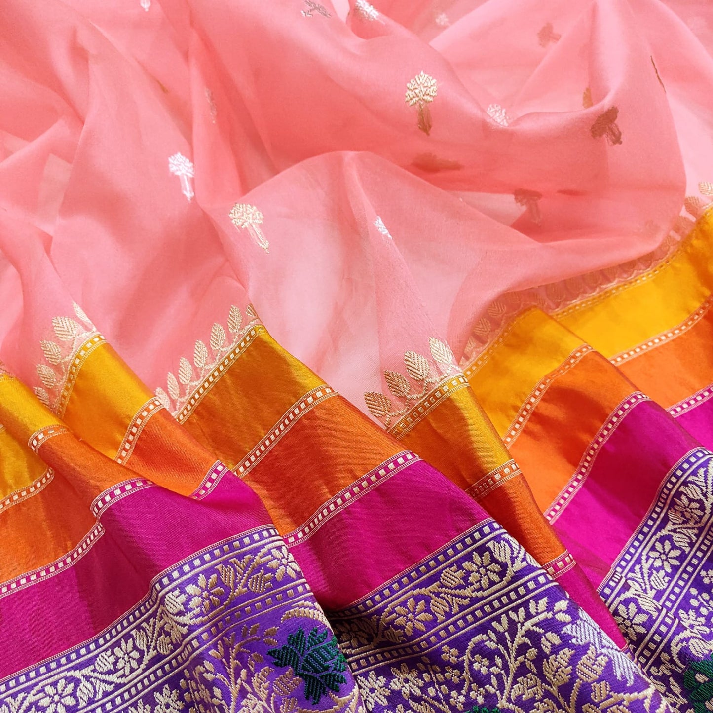 Riwaz kora handwoven saree - Saffronfashionindia