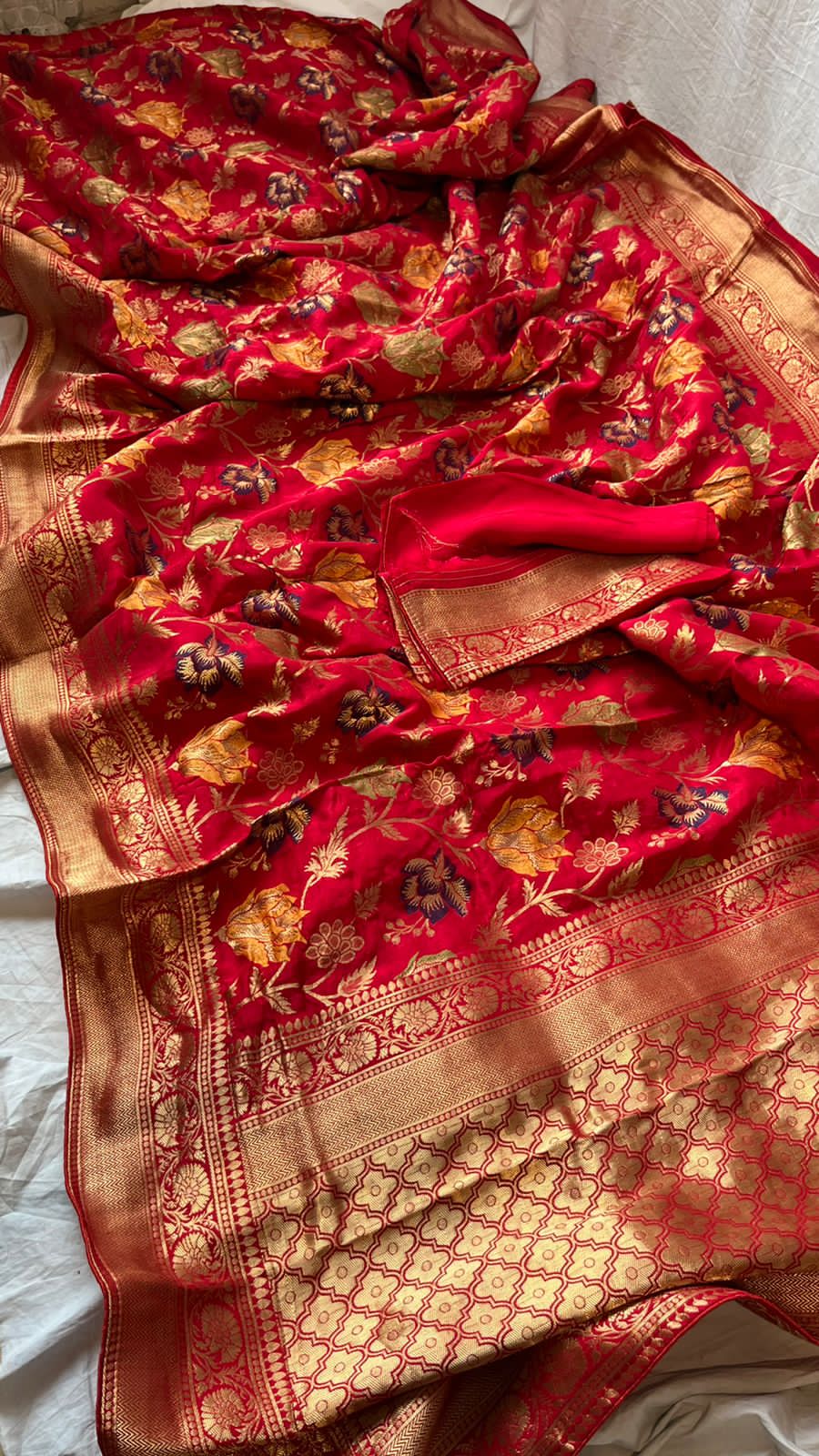 Kanika munga silk saree - Saffronfashionindia