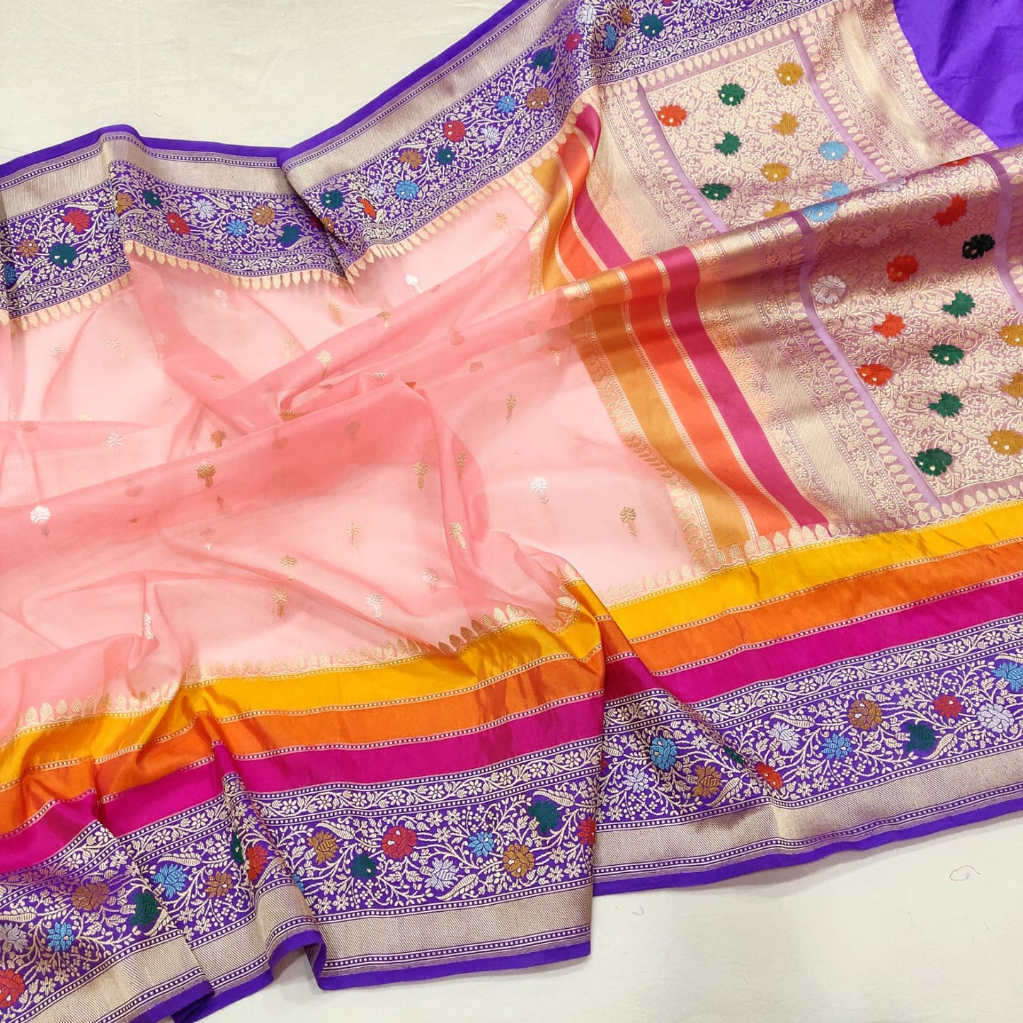 Riwaz kora handwoven saree - Saffronfashionindia