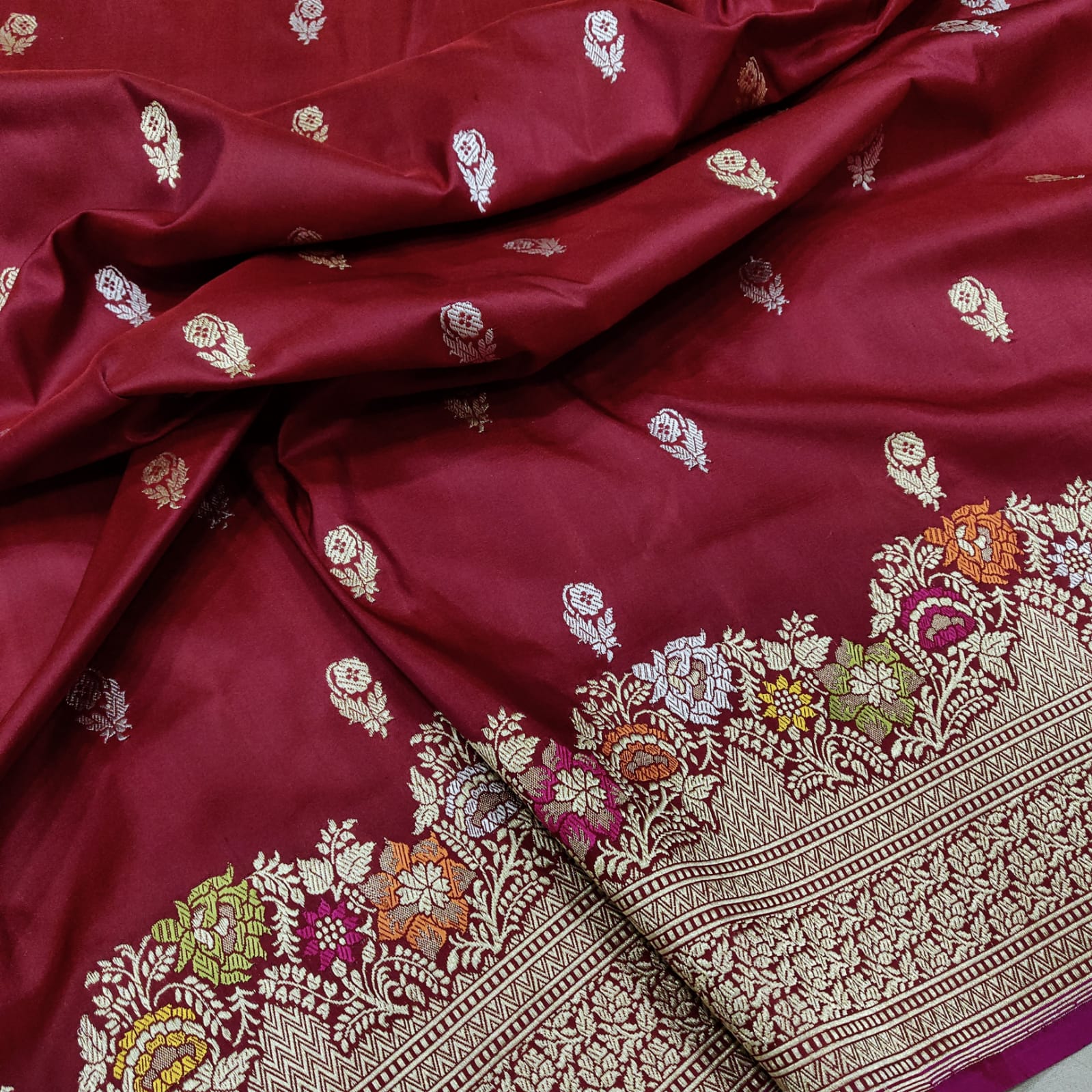 Rupali Katan silk handwoven saree - Saffronfashionindia