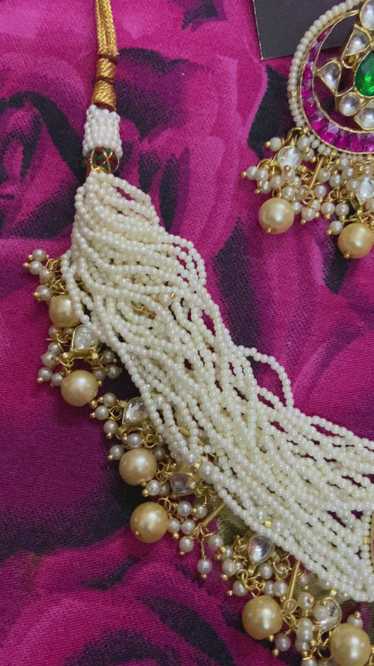 Charming necklace set