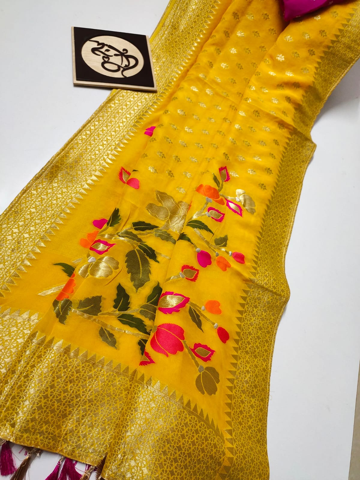 Gumnaami Meenakari gorgette saree - Saffronfashionindia