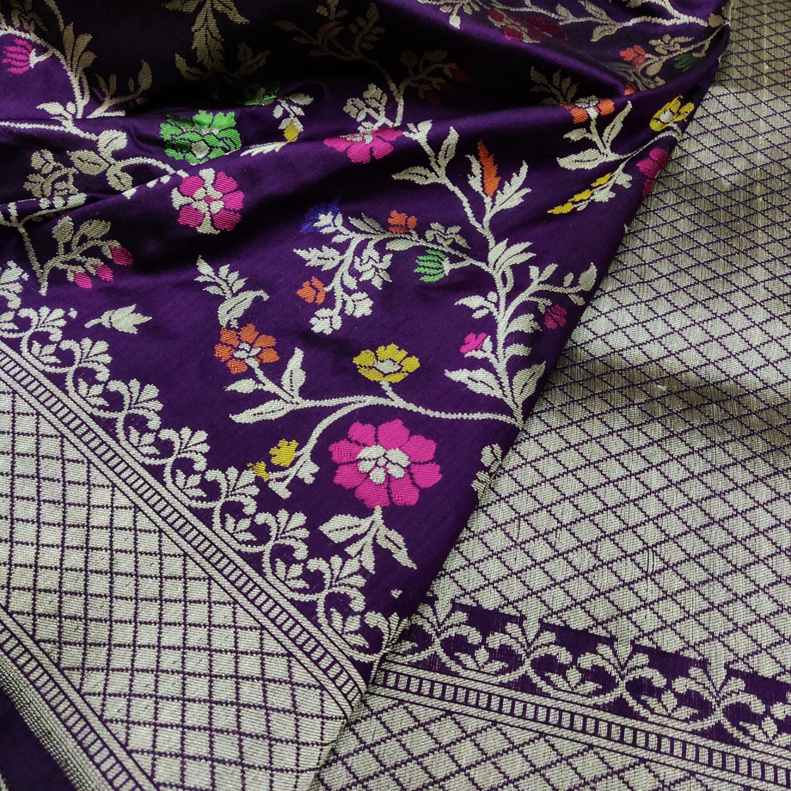 Vanisha handwoven Katan silk sari - Saffronfashionindia