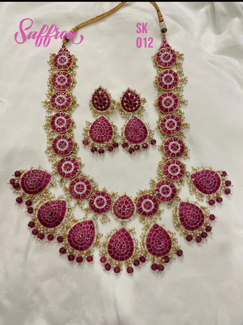 Kivara Kundan stone necklace set - Saffronfashionindia