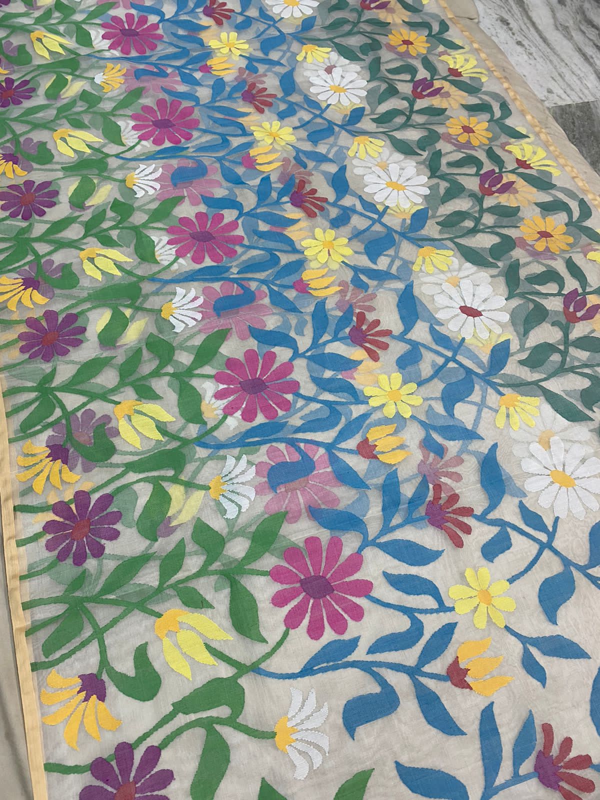 Vaira muslin jamdani saree - Saffronfashionindia