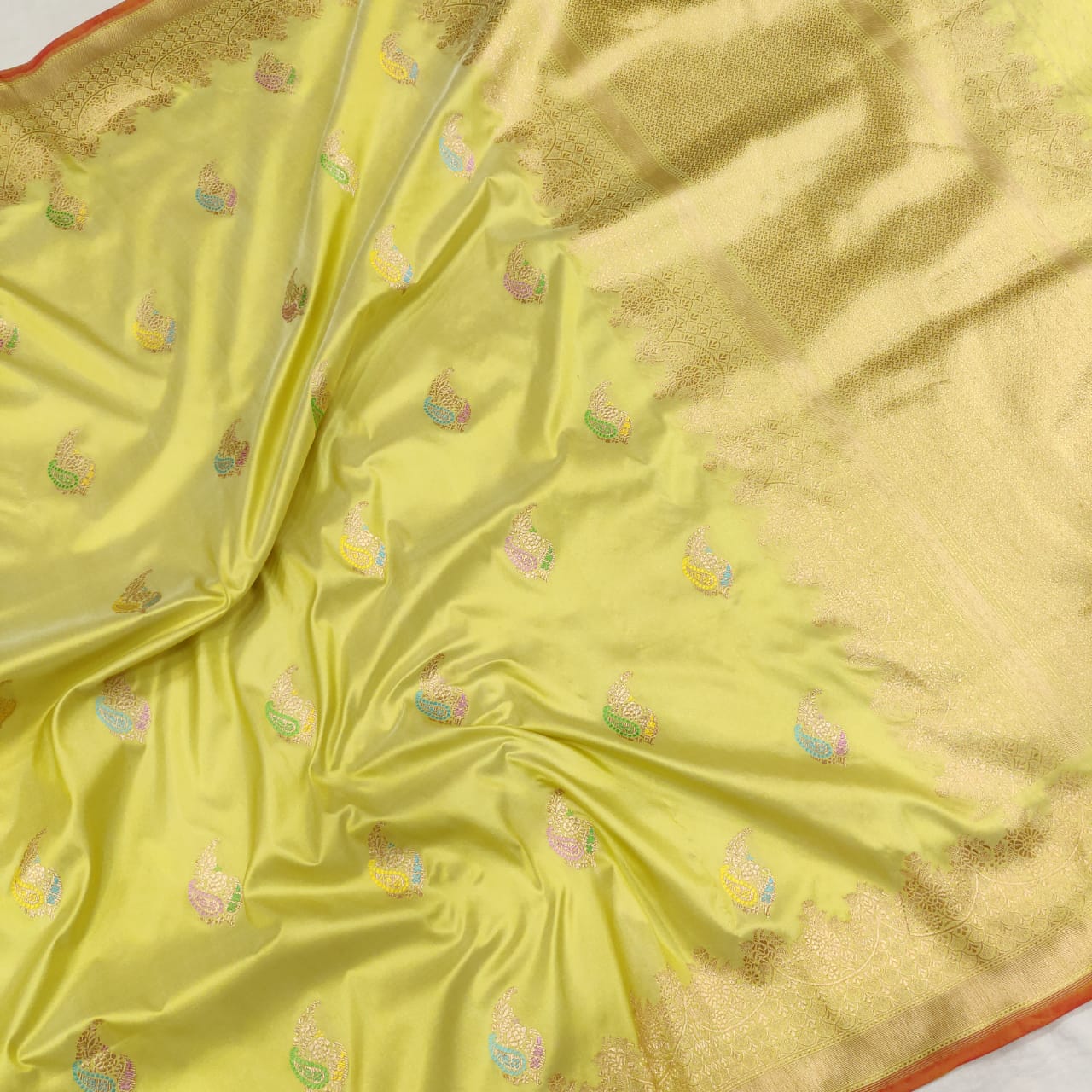 Gharwali handwoven Katan silk saree - Saffronfashionindia