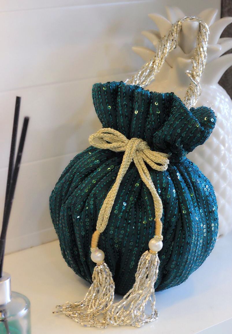 Vanerà sequins potli - Saffronfashionindia